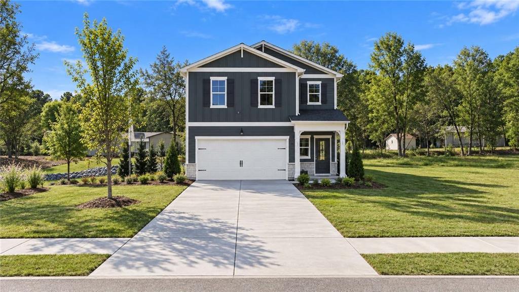 Exterior view of Davidson Homes' New Home at 125 Greene Farm Trail