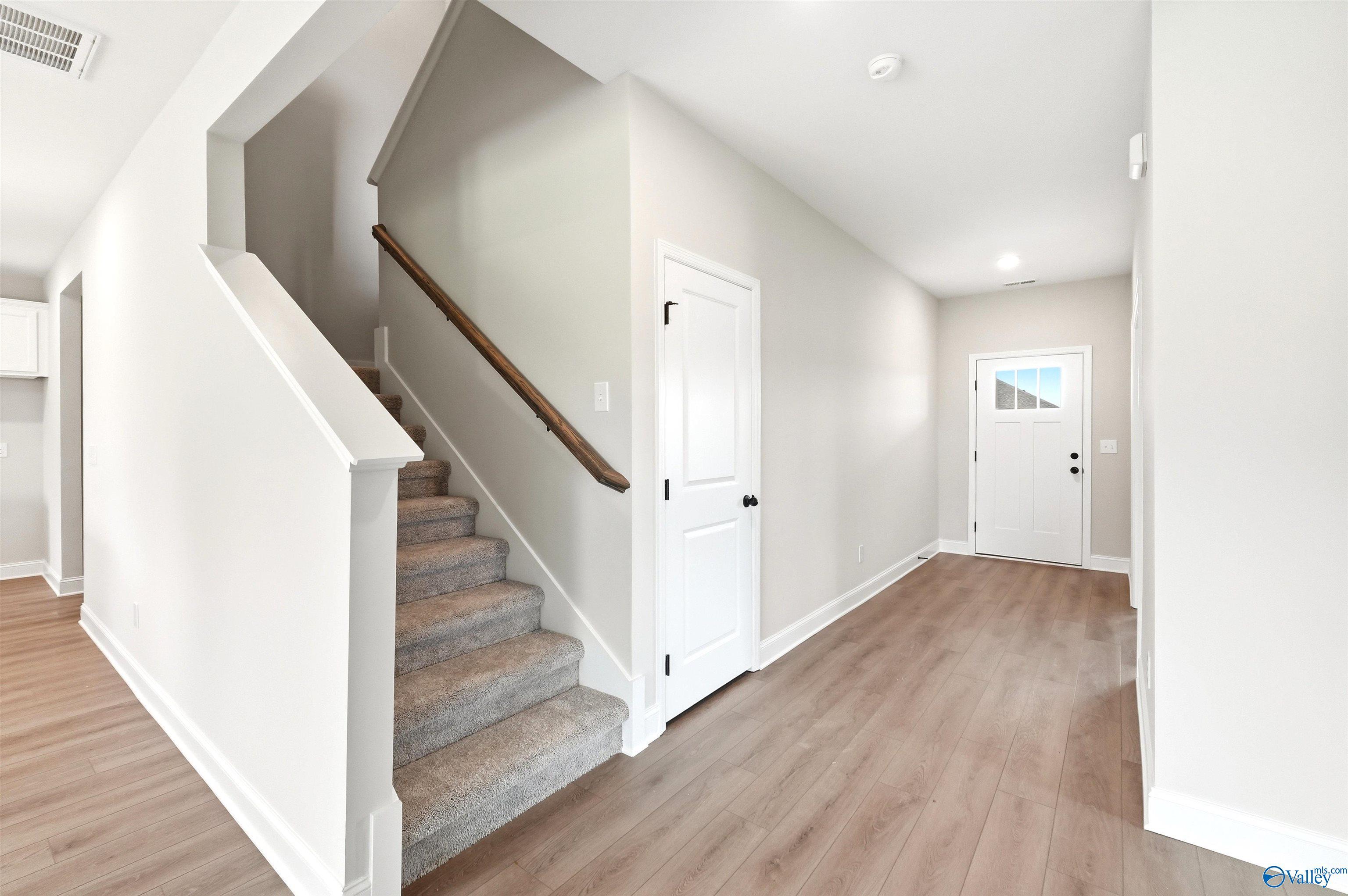 Image 5 of Davidson Homes' New Home at 122 Berry Cove Avenue