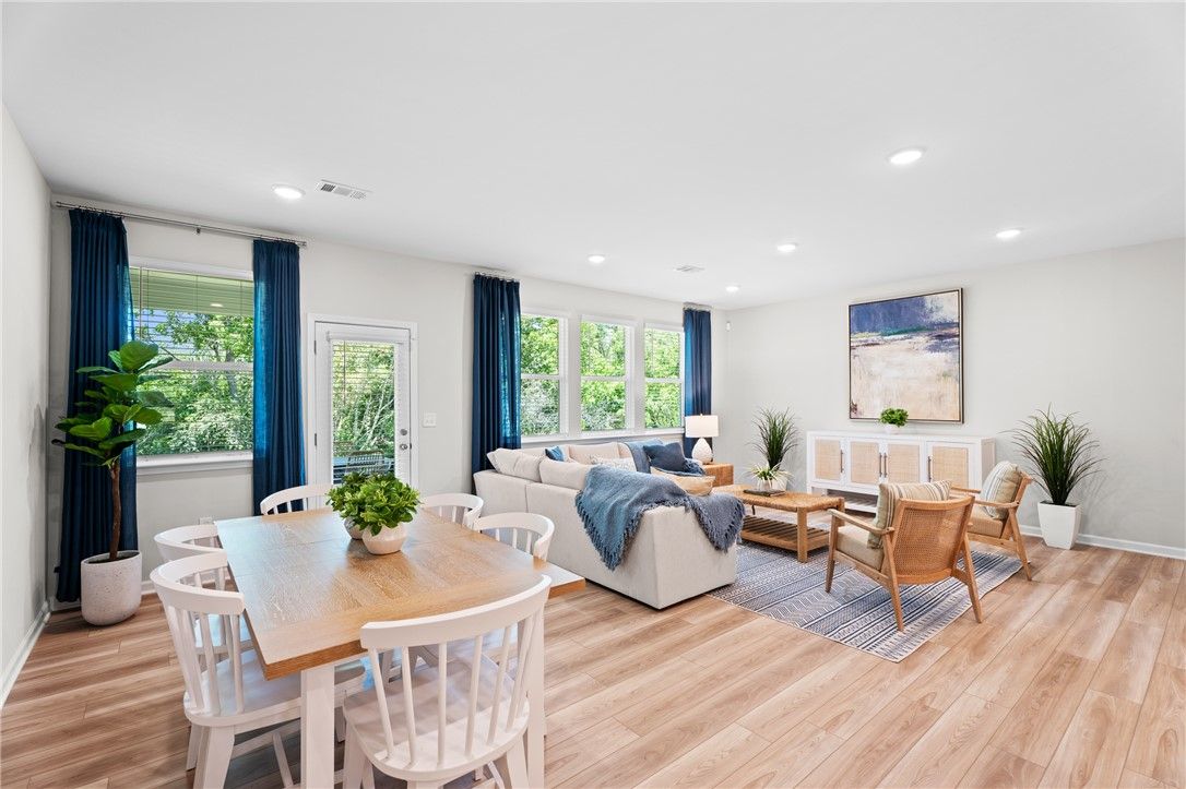 Image 8 of Davidson Homes' New Home at 2802 ANDERSON LAKES Lane