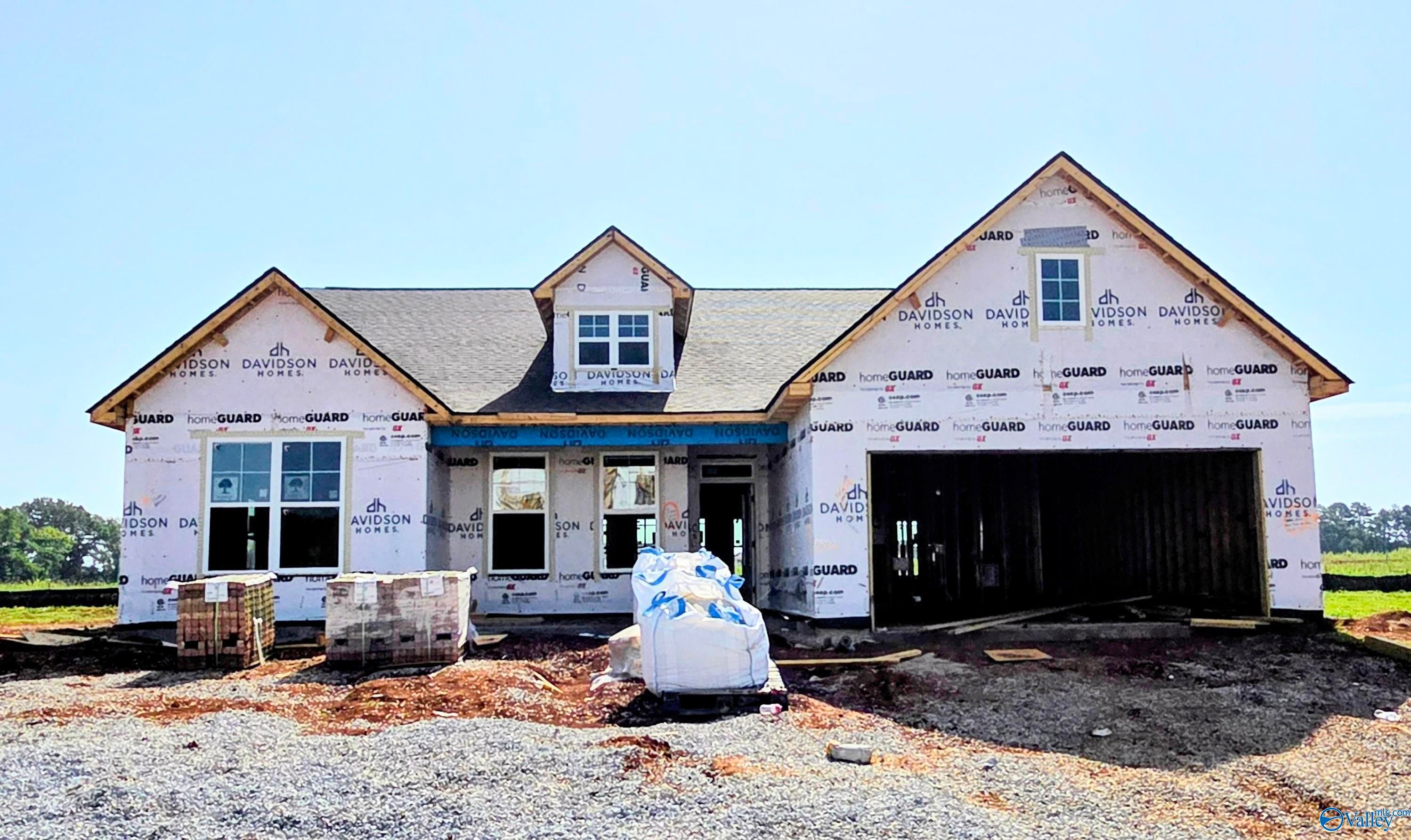 New construction 1-story Rockford C floor plan by Davidson Homes in Evergreen Mill, Madison, Alabama.