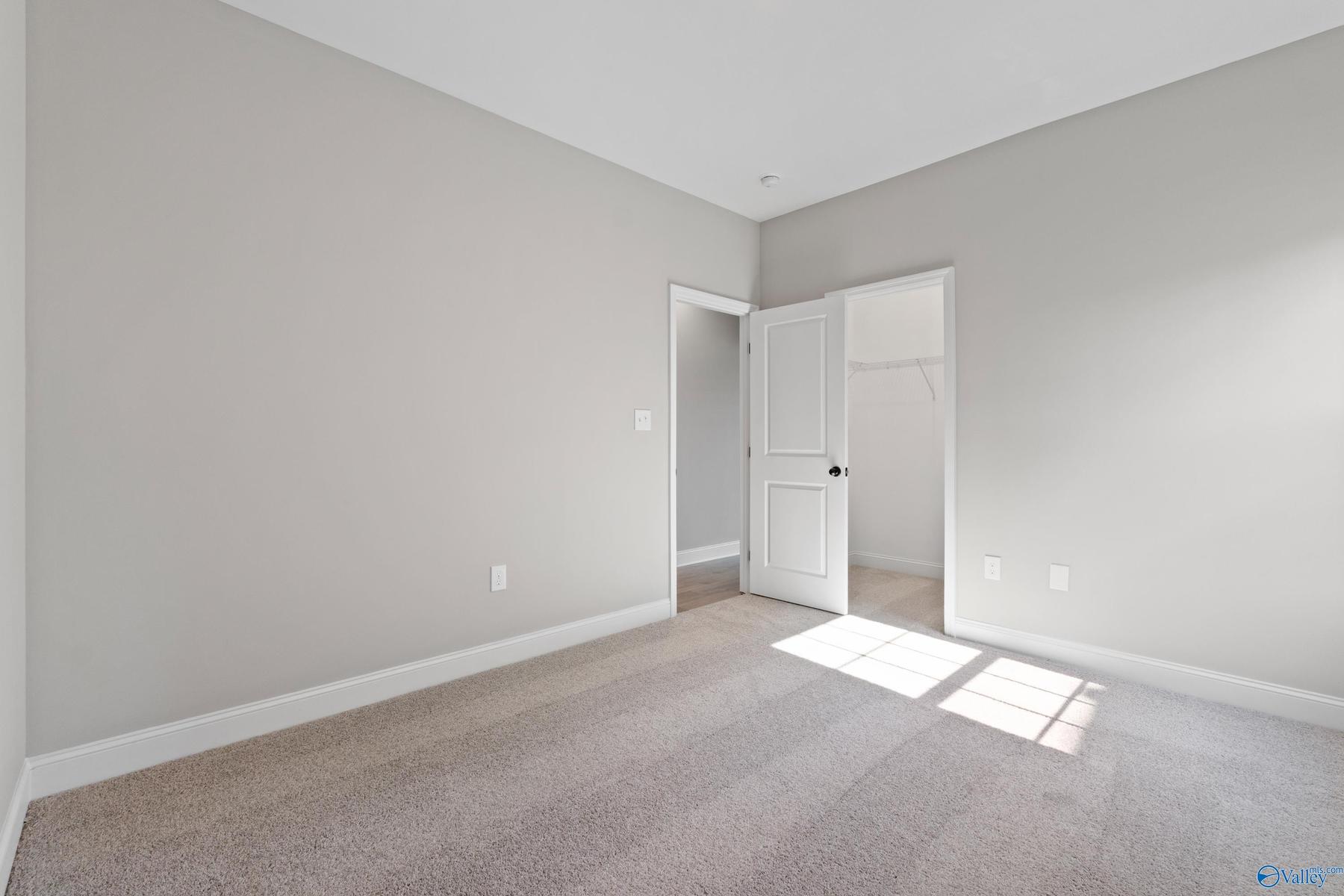 Image 20 of Davidson Homes' New Home at 209 Kendall Farms Boulevard