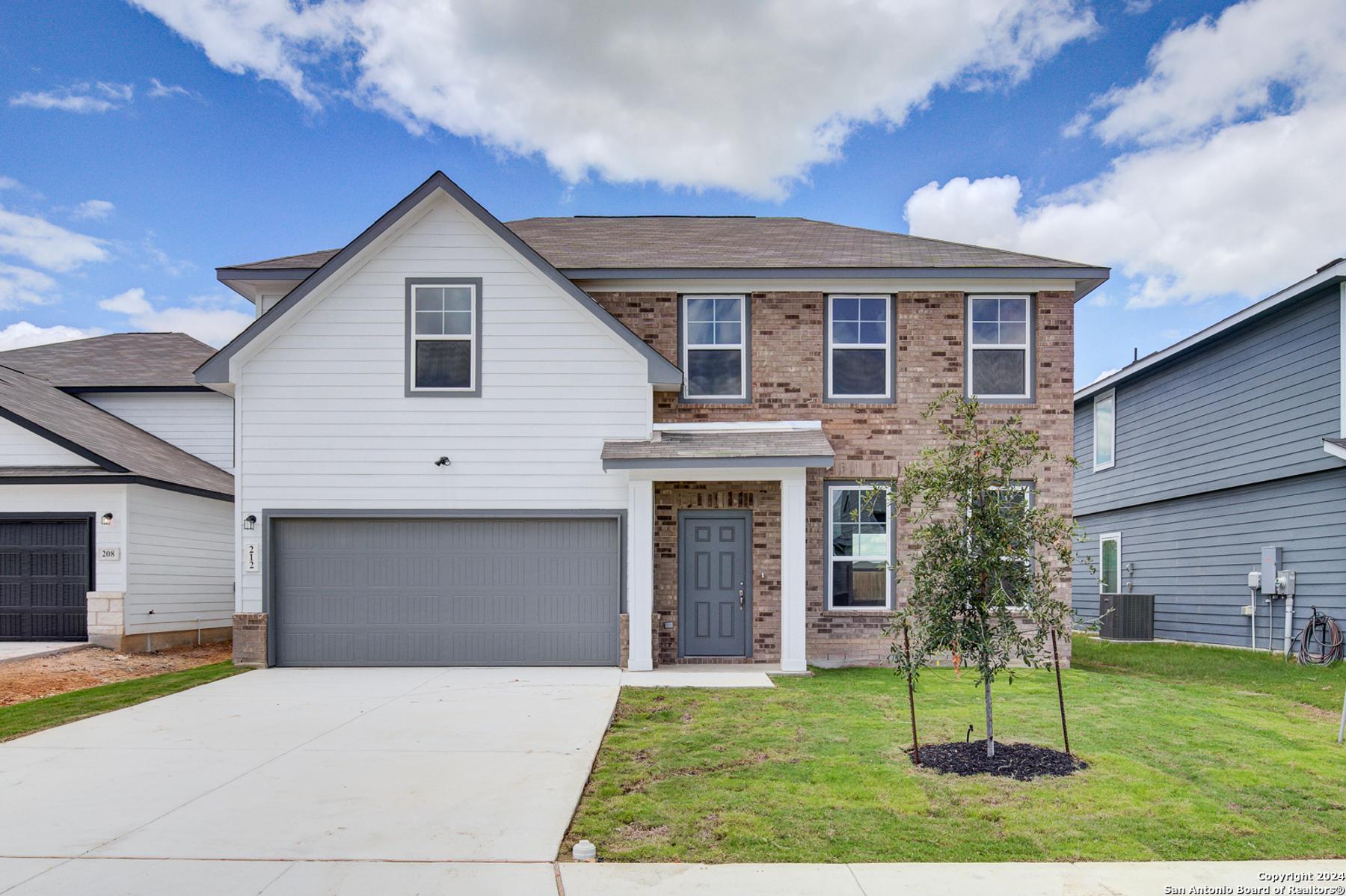Image 5 of Davidson Homes' New Home at 304 Ivy Roads
