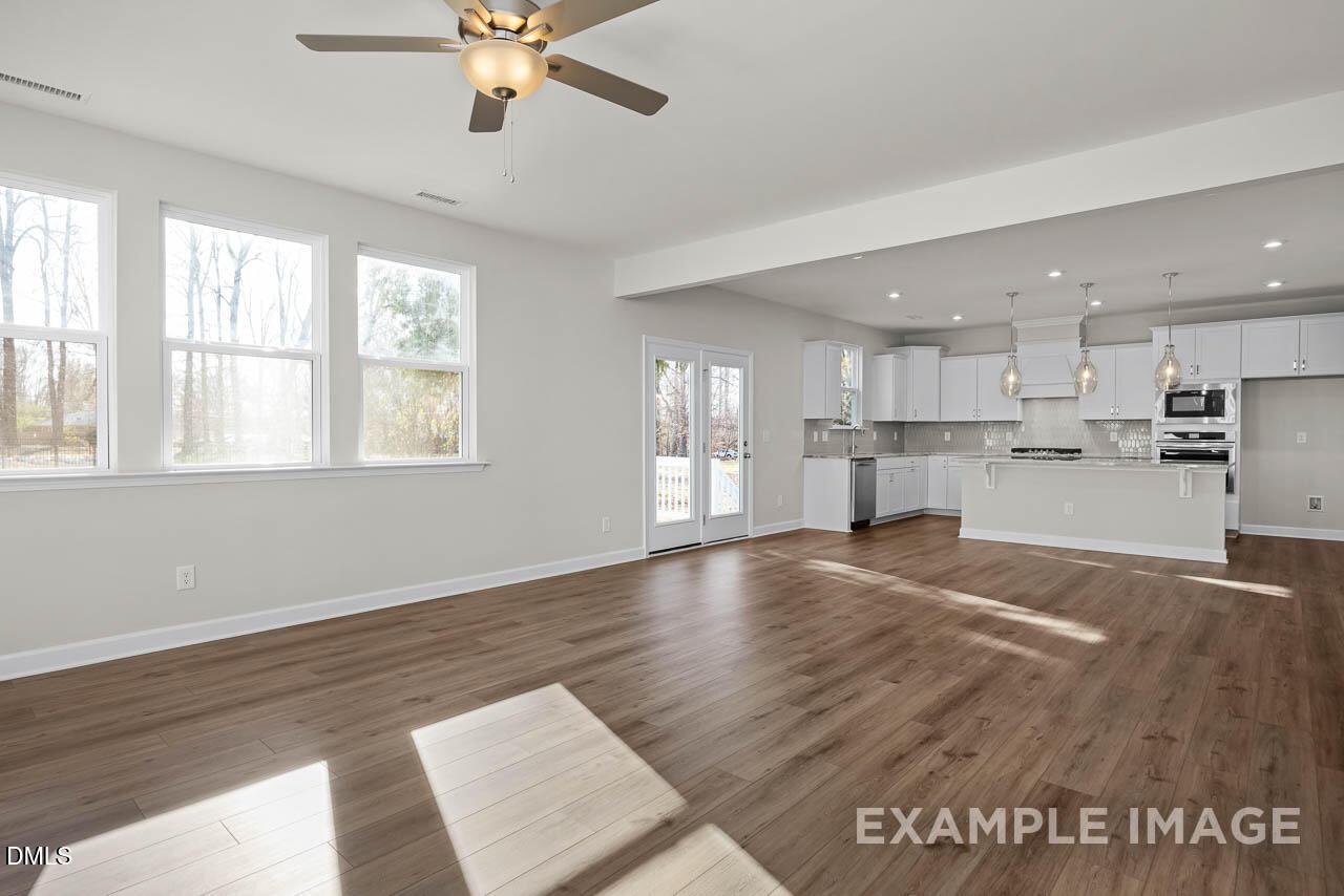 Image 7 of Davidson Homes' New Home at 323 Queensferrry Lane