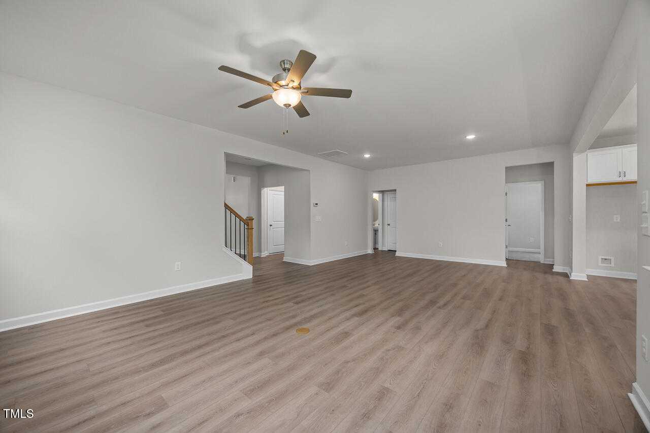 Image 8 of Davidson Homes' New Home at 448 Golden Dragonfly Street