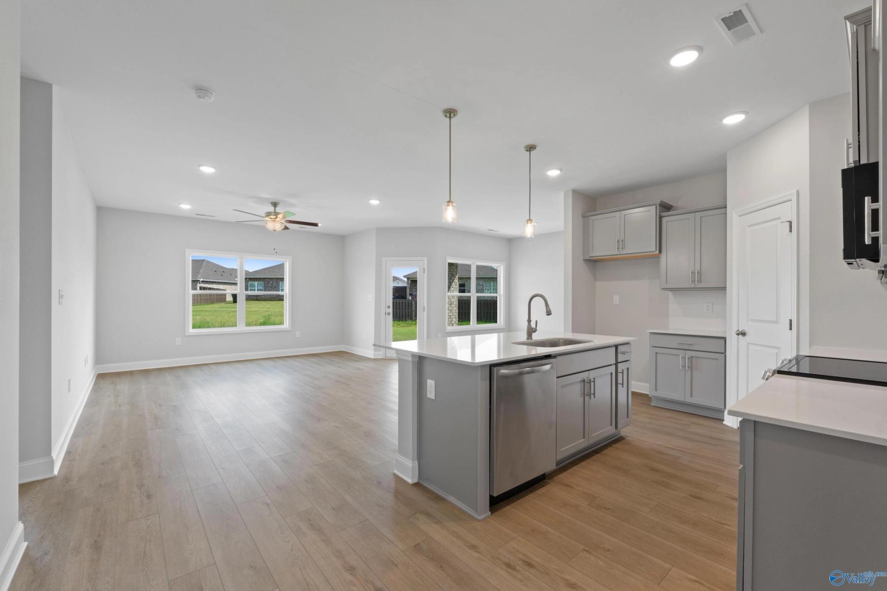 Image 9 of Davidson Homes' New Home at 155 Heritage Lakes Boulevard