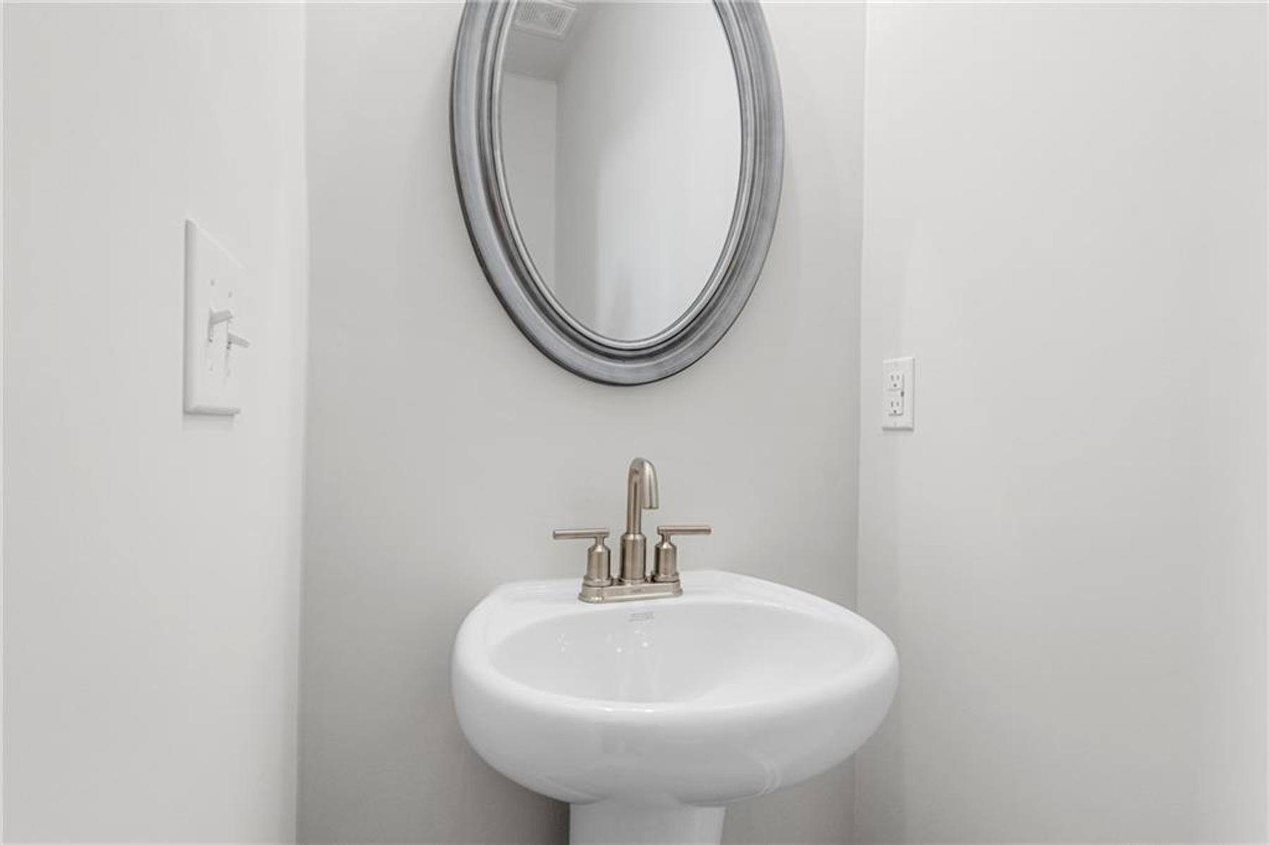 Image 8 of Davidson Homes' New Home at 579 Grand Wehunt Drive