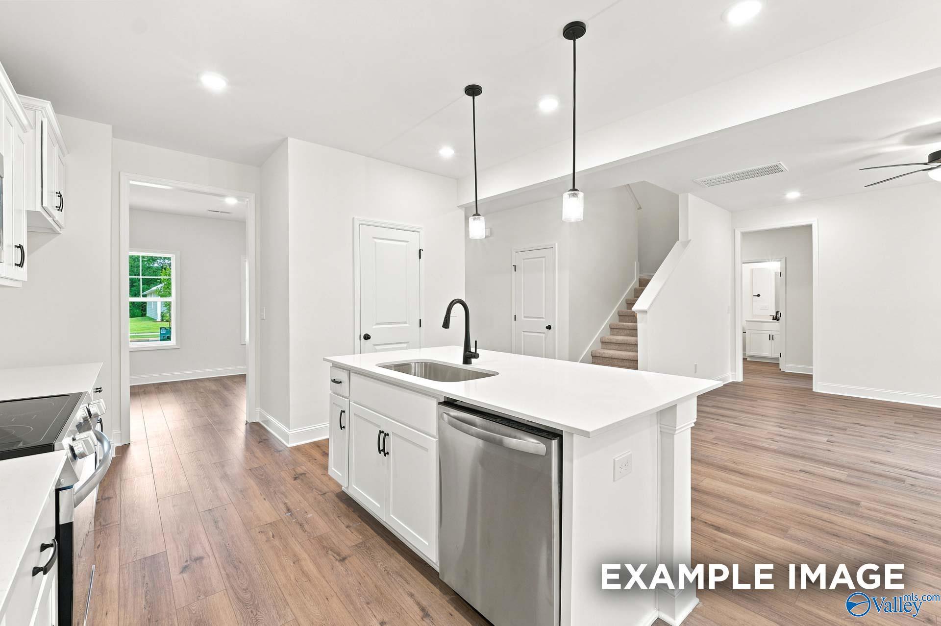 Image 11 of Davidson Homes' New Home at 126 Berry Cove Avenue
