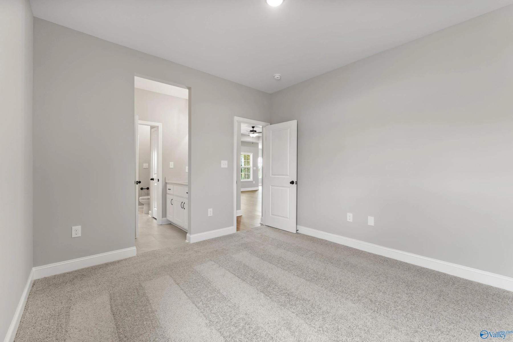 Image 24 of Davidson Homes' New Home at 208 Kendall Farms Boulevard