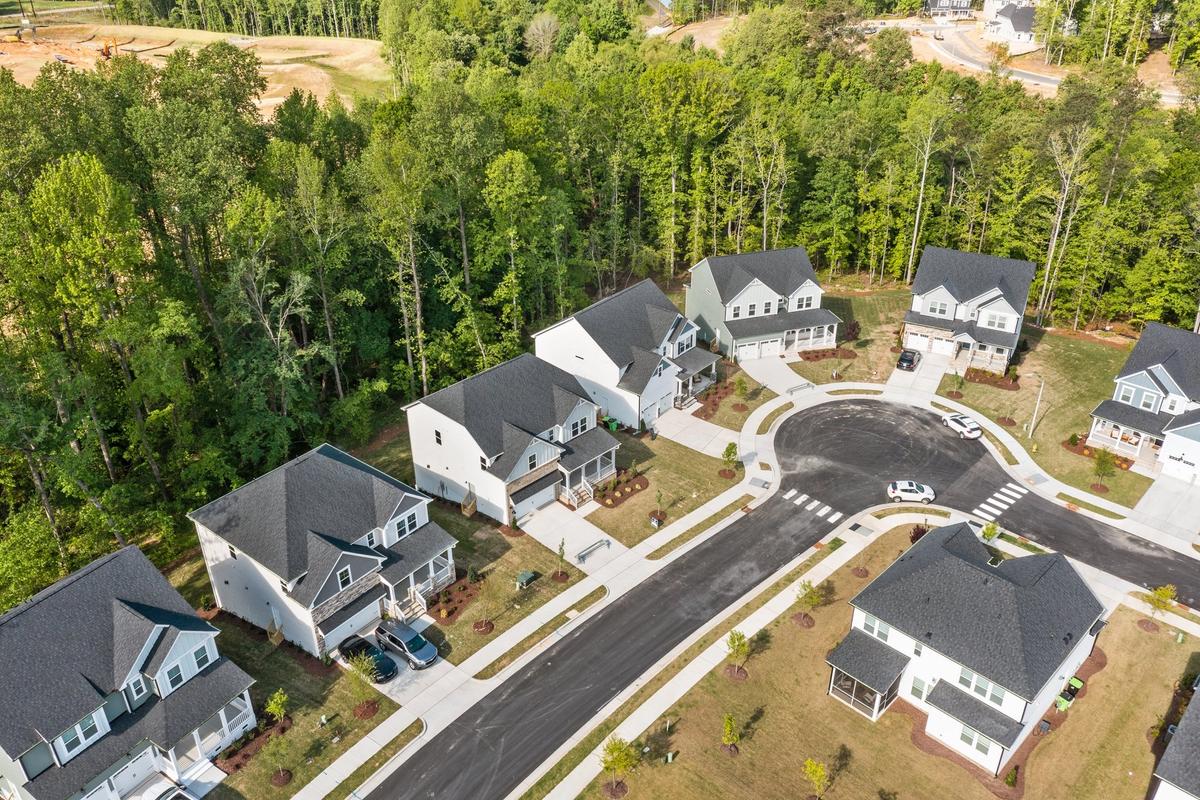 Image 41 of Davidson Homes' New Home at 508 Craftsman Ridge Trail
