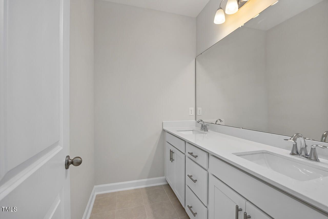 Image 31 of Davidson Homes' New Home at 436 Golden Dragonfly Street