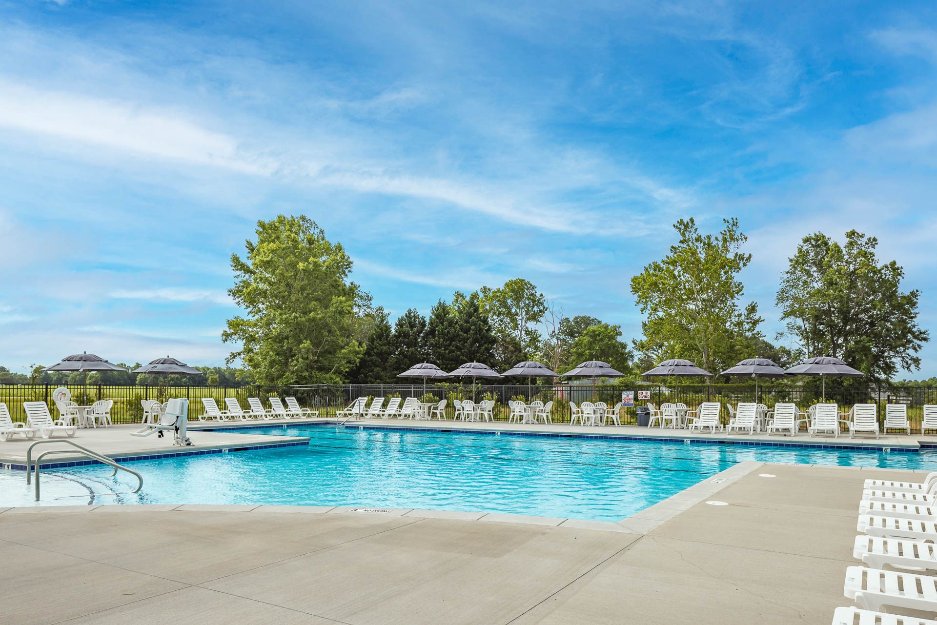 New Community Pool Now Open!