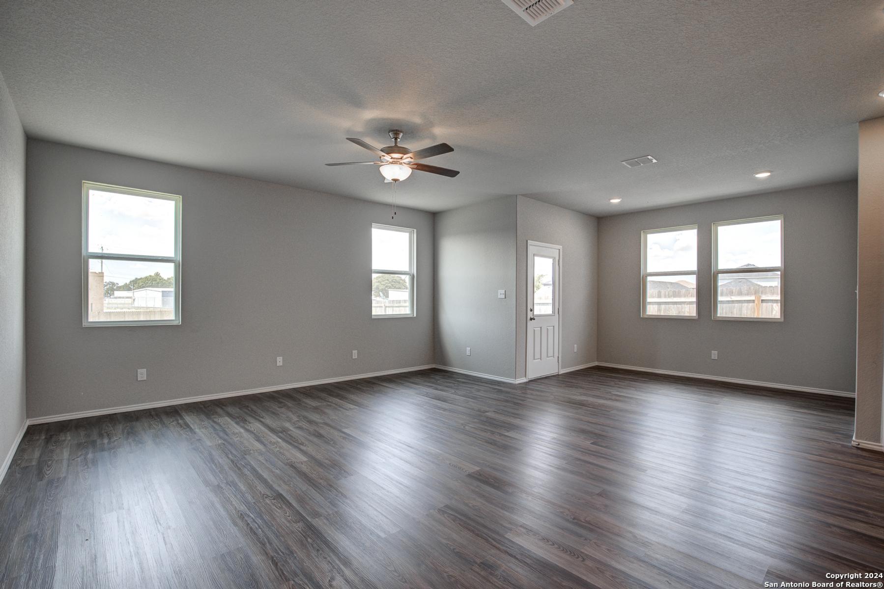 Image 17 of Davidson Homes' New Home at 300 Ivy Roads