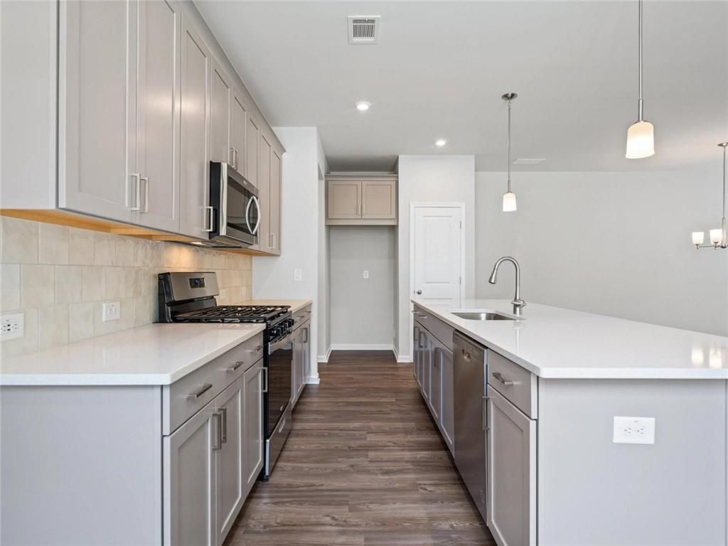 Image 7 of Davidson Homes' New Home at 79 Shoal Court