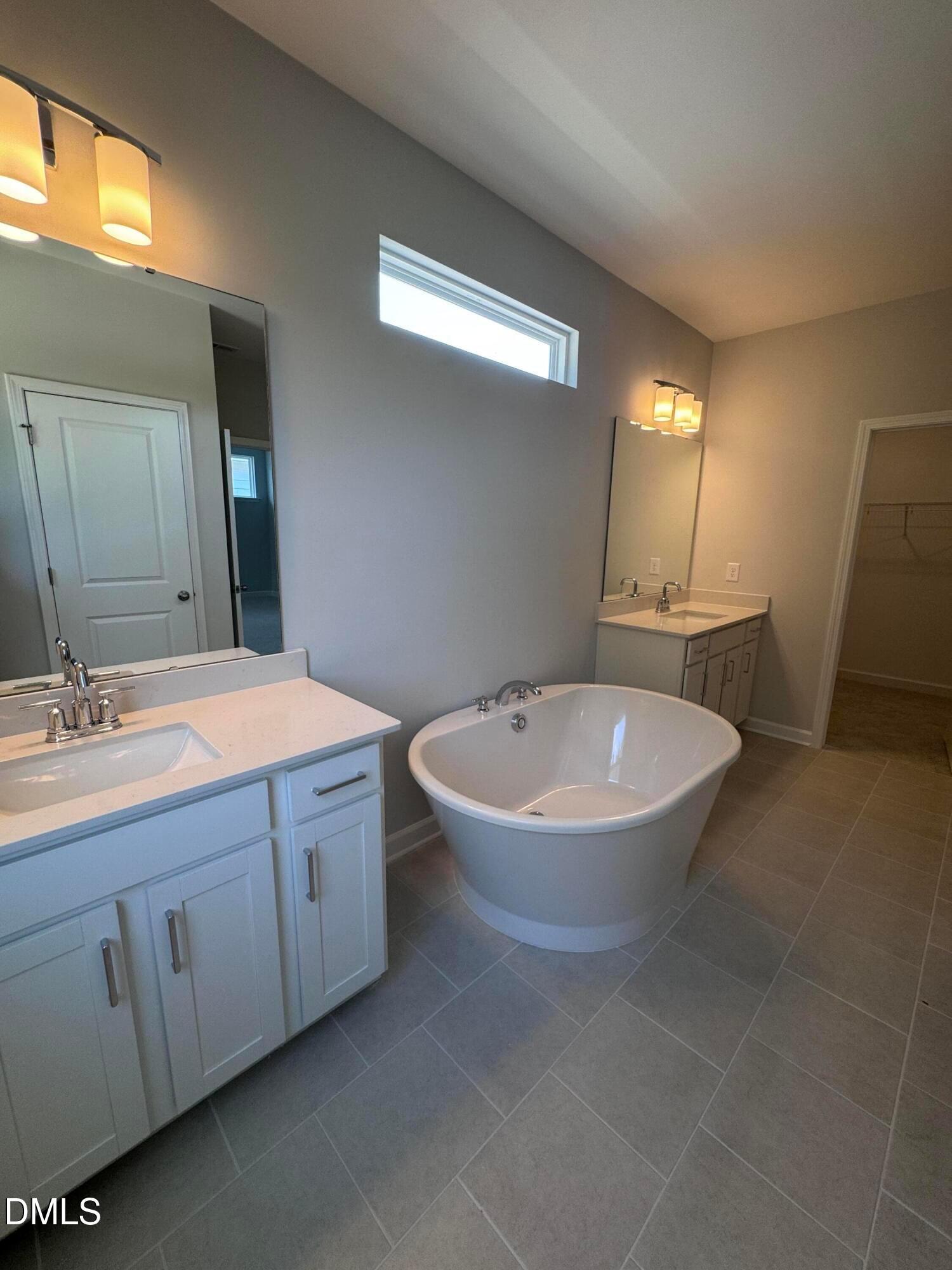 Image 8 of Davidson Homes' New Home at 804 Carpet Grass Avenue