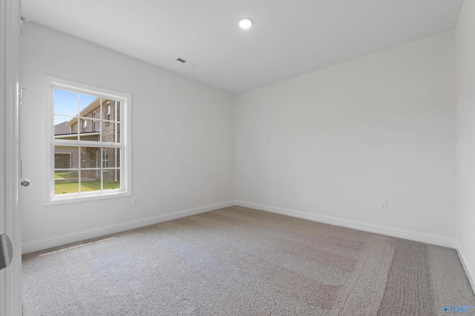 Image 27 of Davidson Homes' New Home at 213 Kendall Farms Boulevard