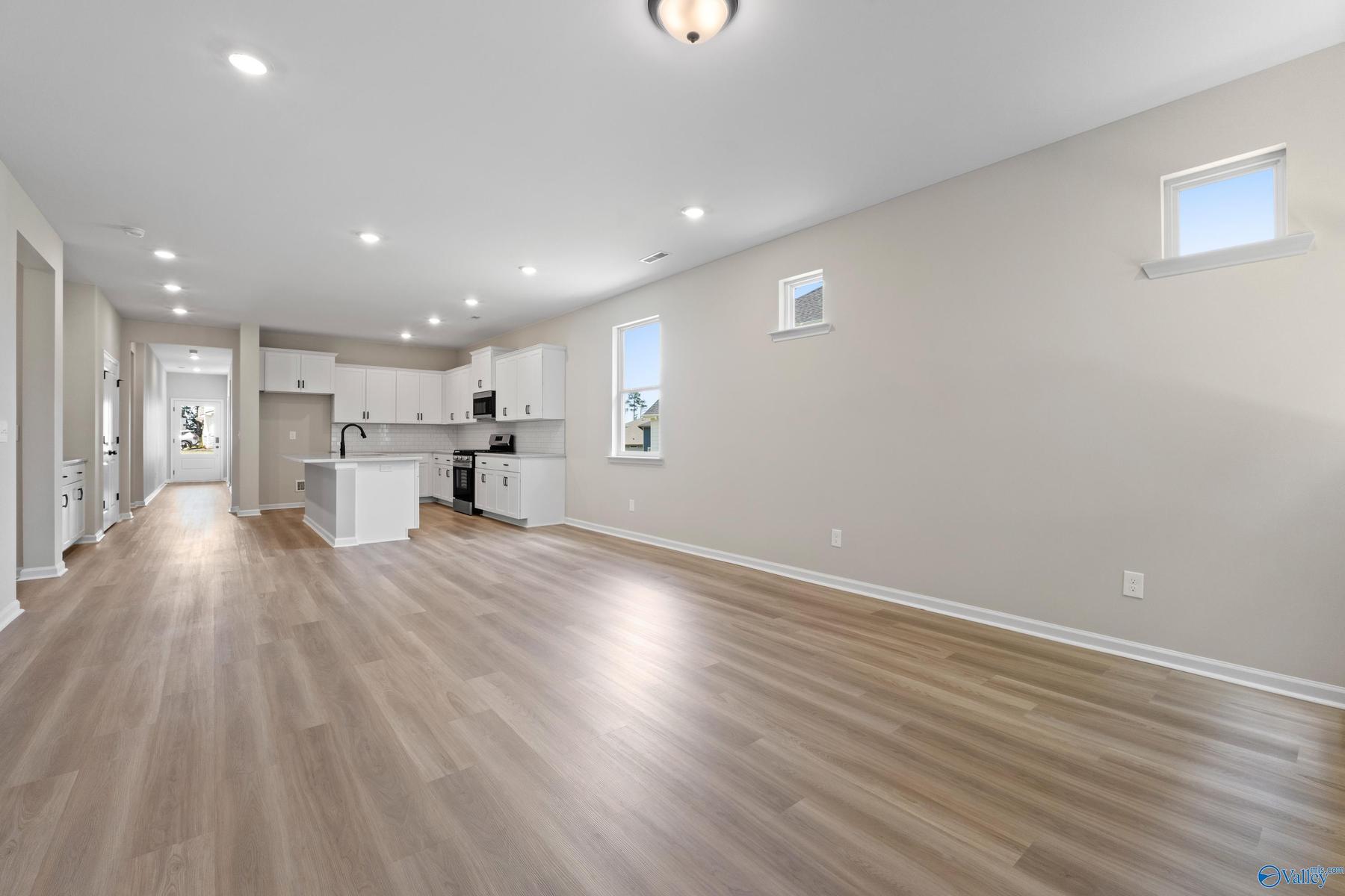 Image 18 of Davidson Homes' New Home at 166 Hidden River Drive