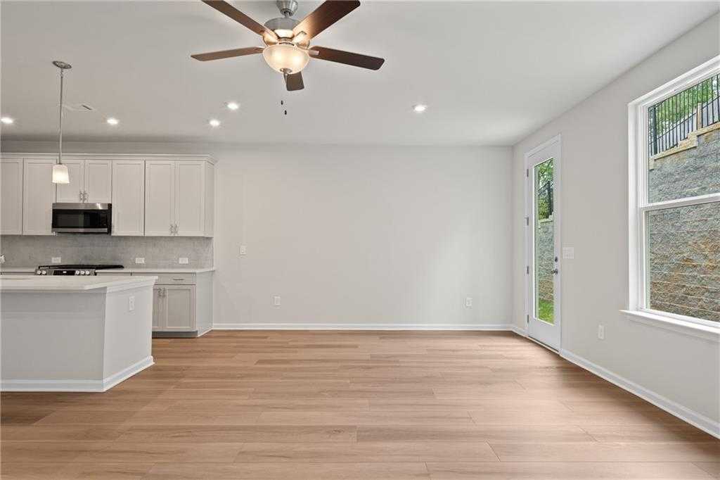 Image 16 of Davidson Homes' New Home at 710 Smokey Quartz Way