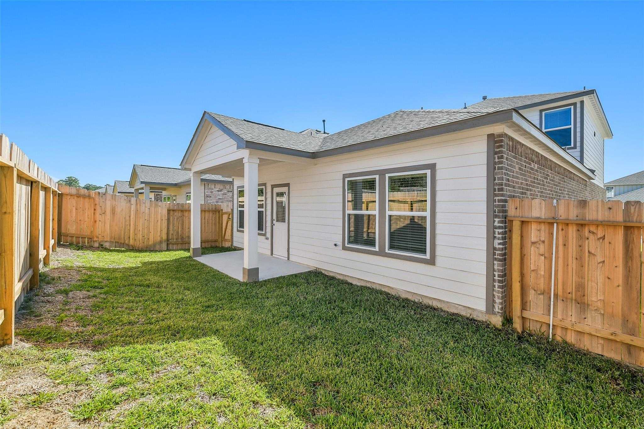 Image 38 of Davidson Homes' New Home at 8618 Blueberry Ash Street