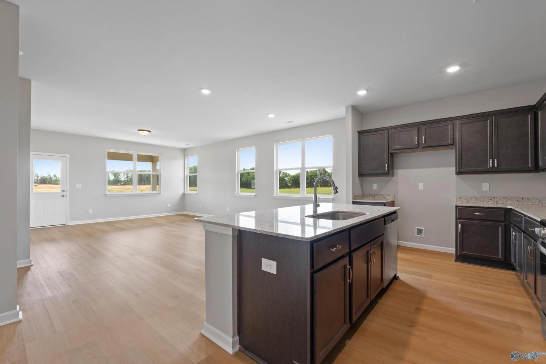 Image 15 of Davidson Homes' New Home at 105 Starview Court