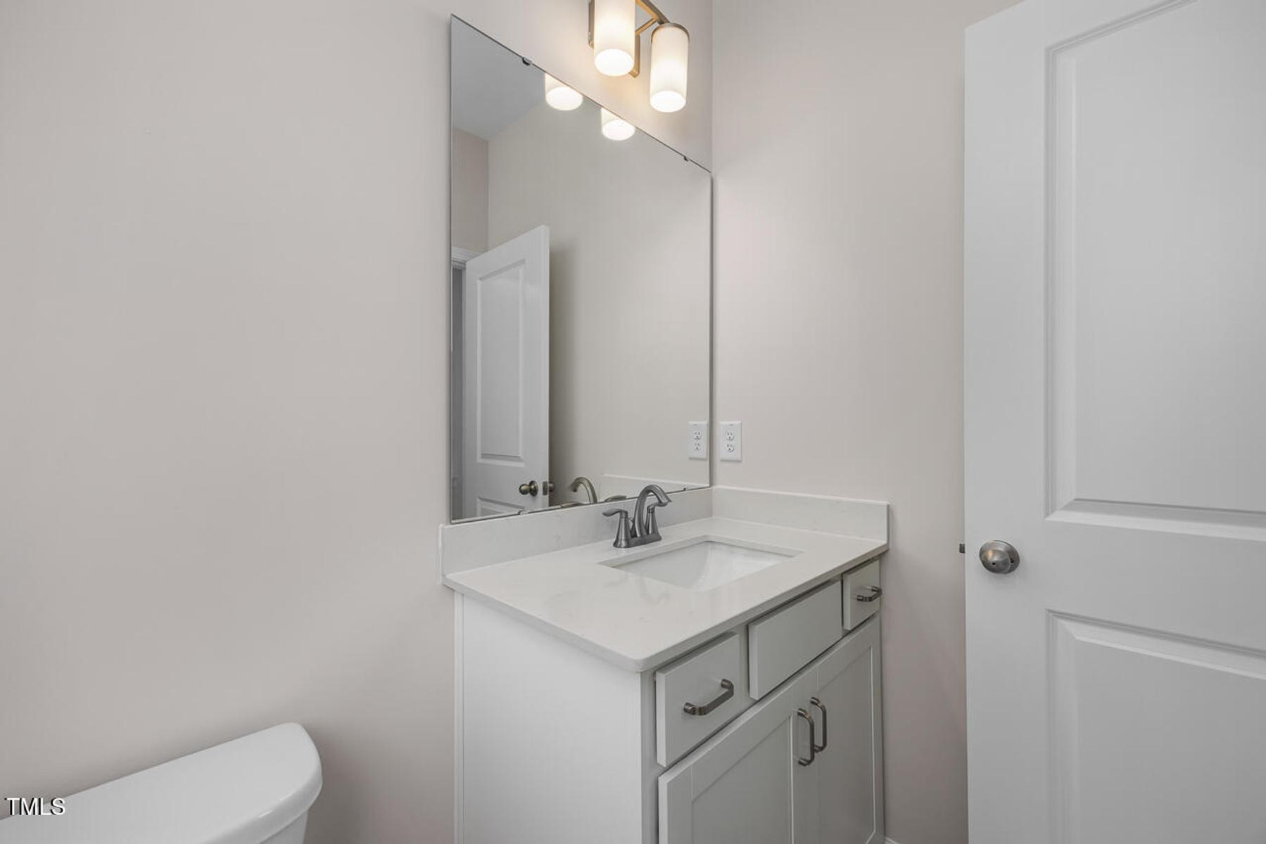 Image 22 of Davidson Homes' New Home at 456 Golden Dragonfly Street