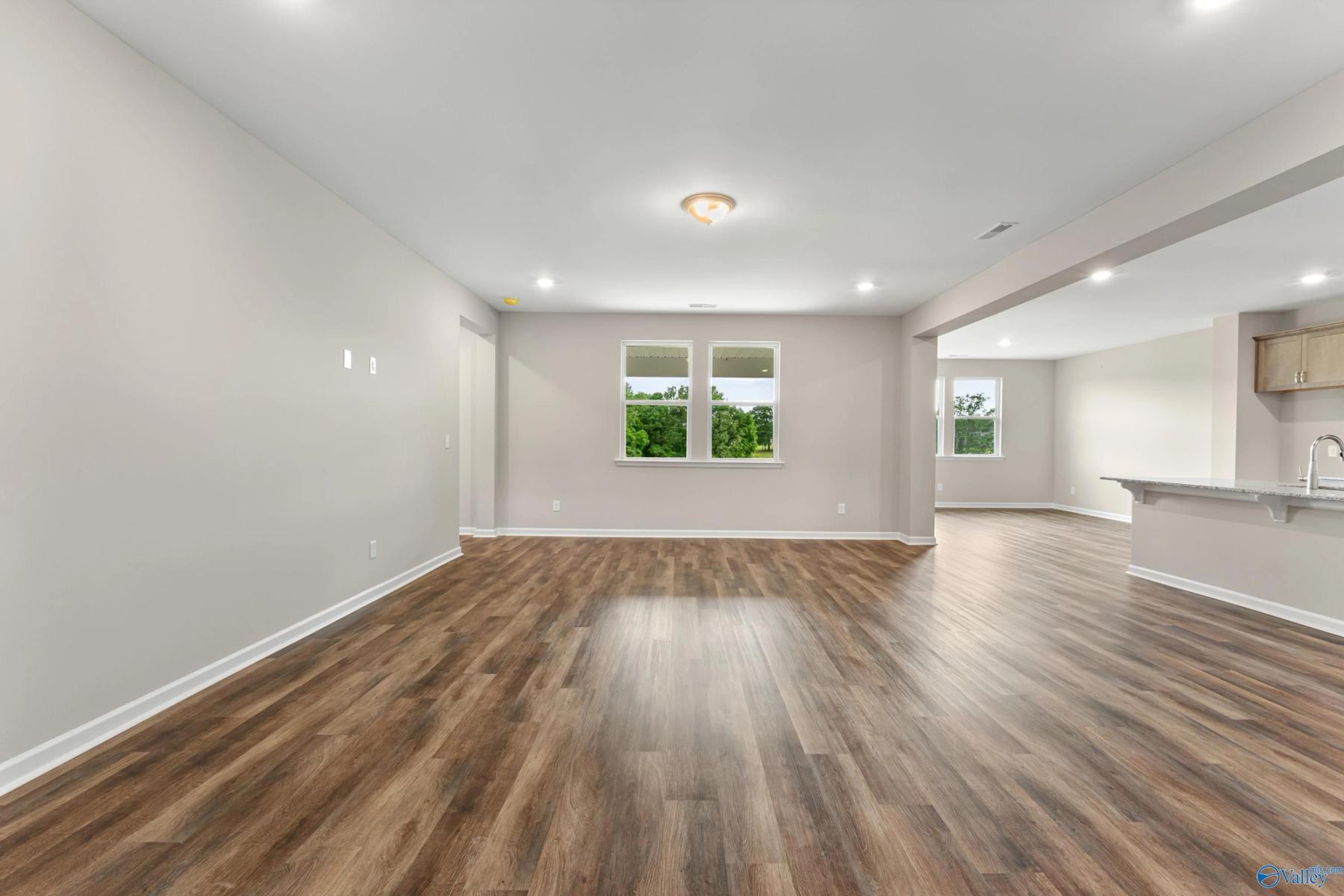 Image 5 of Davidson Homes' New Home at 210 Applewood Ct