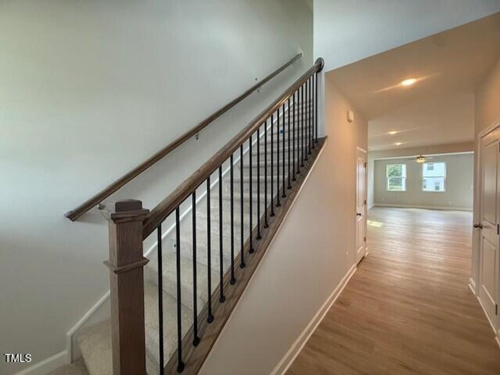 Image 8 of Davidson Homes' New Home at 301 Gregory Village Drive