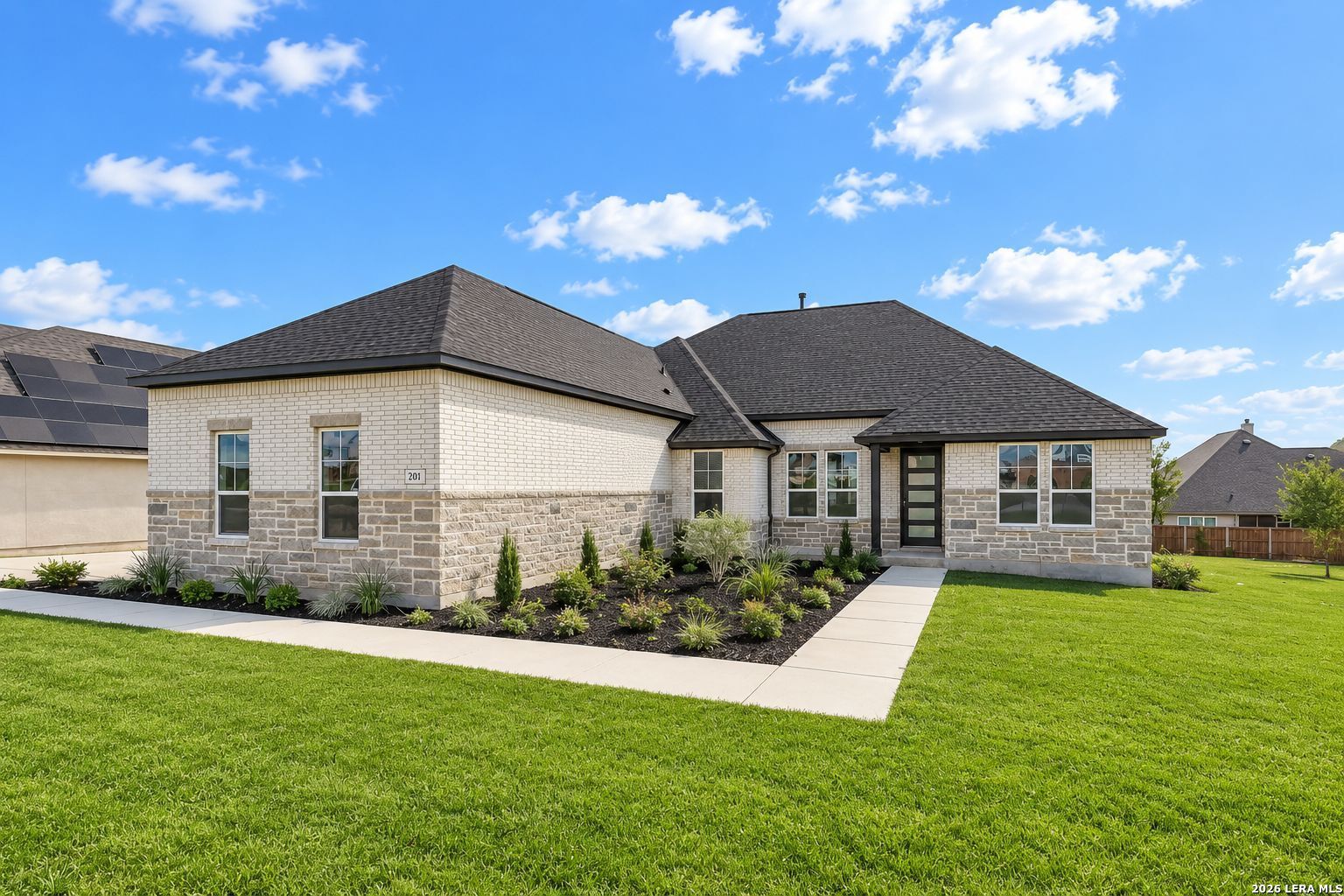 Image 2 of Davidson Homes' New Home at 201 Matthew Path