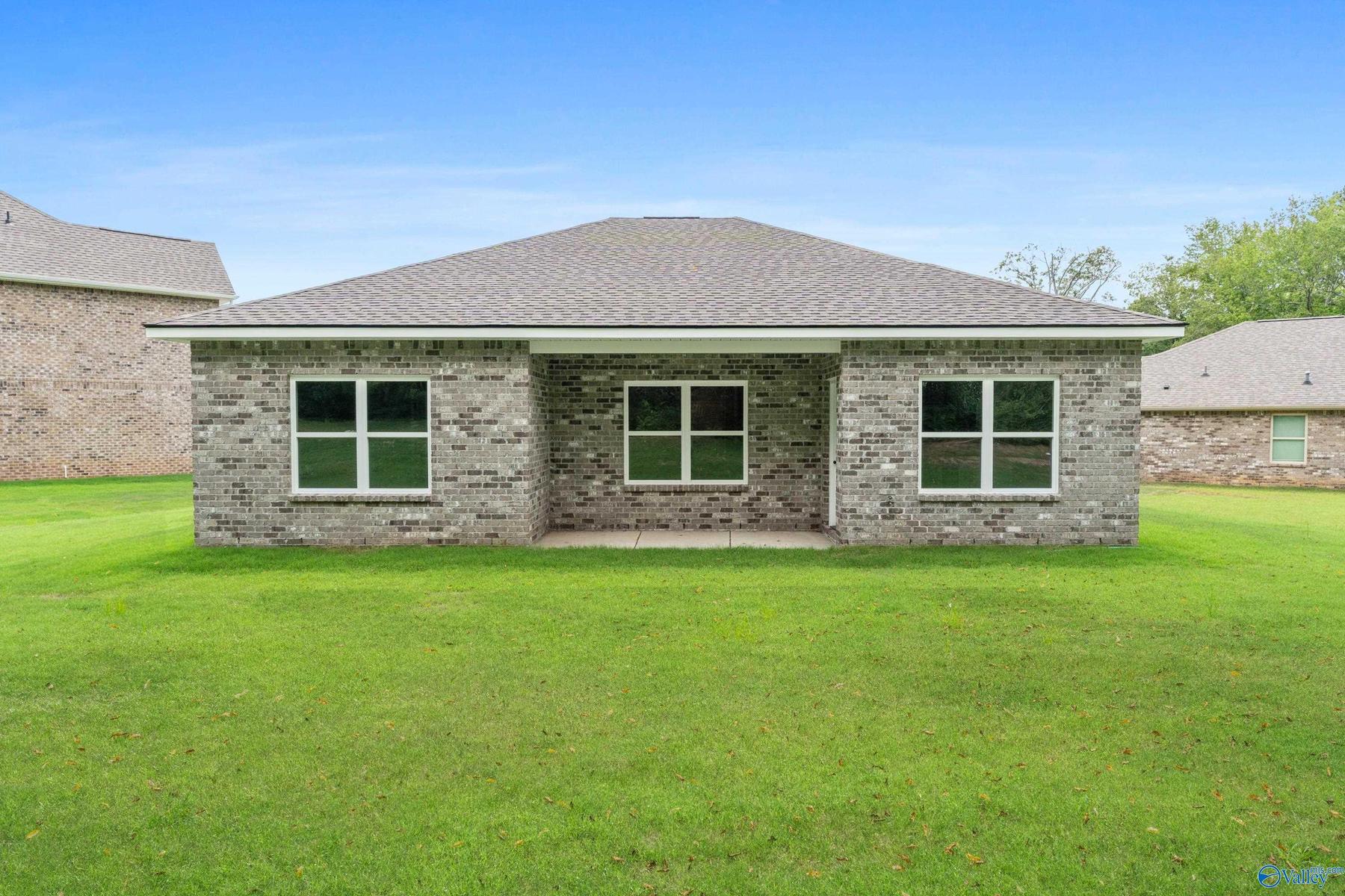 Image 22 of Davidson Homes' New Home at 183 River Pointe Drive