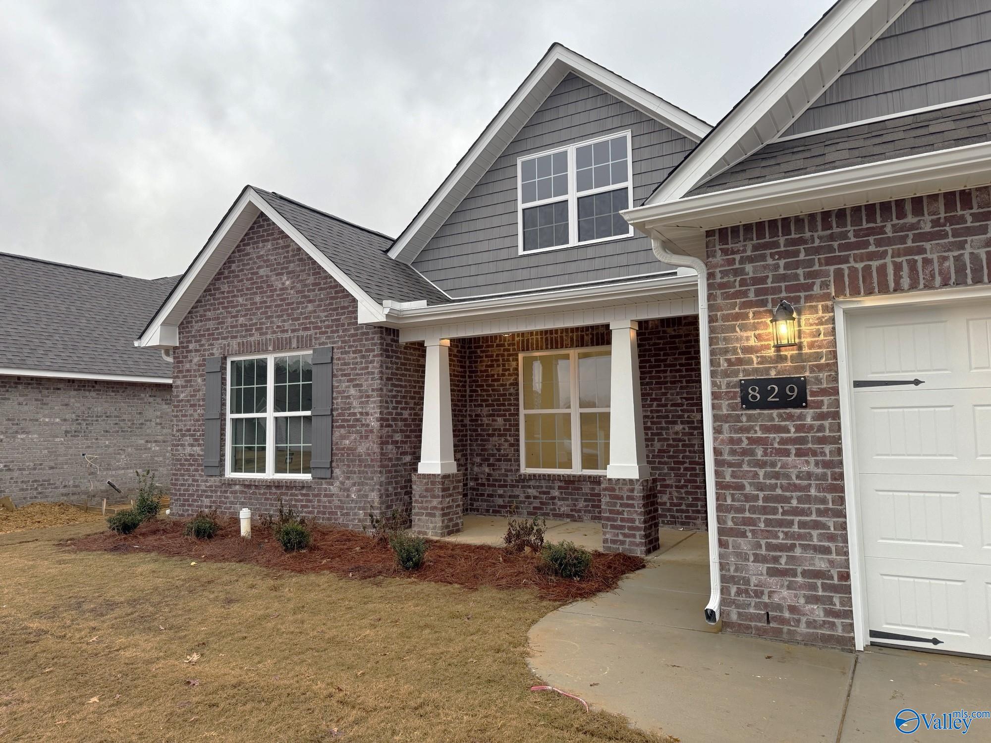 Exterior view of Davidson Homes' New Home at 829 Ronnie Drive