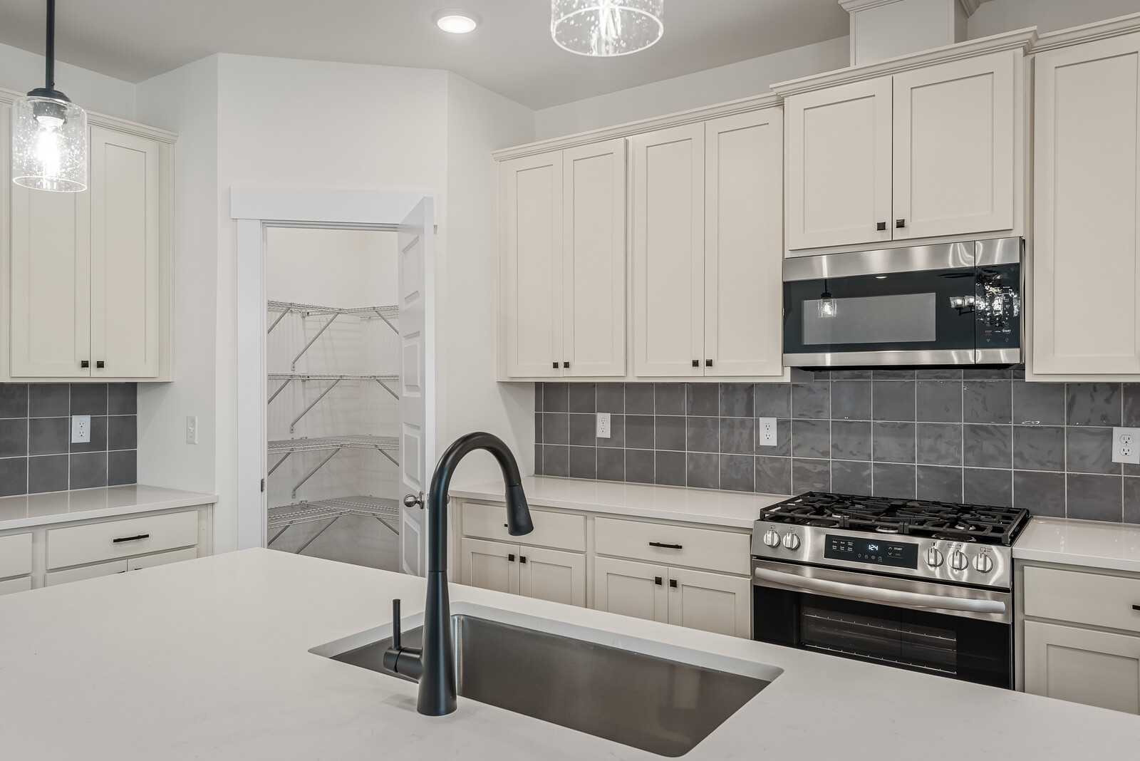 Image 18 of Davidson Homes' New Home at 404 Old Spring Ln