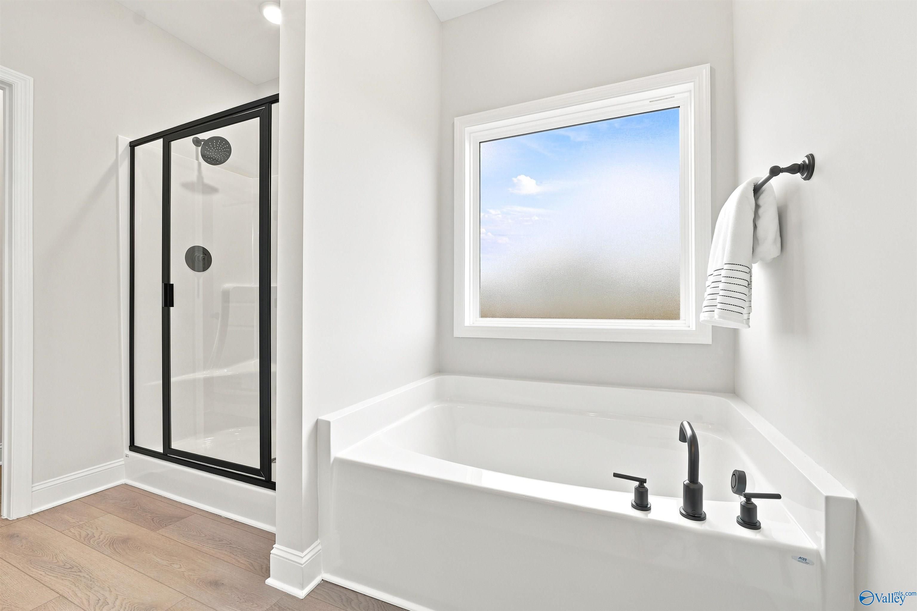 Image 4 of Davidson Homes' New Home at 121 Berry Cove Avenue