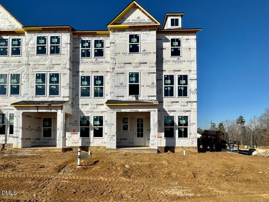 Exterior view of Davidson Homes' New Home at 610 Thatch Lane