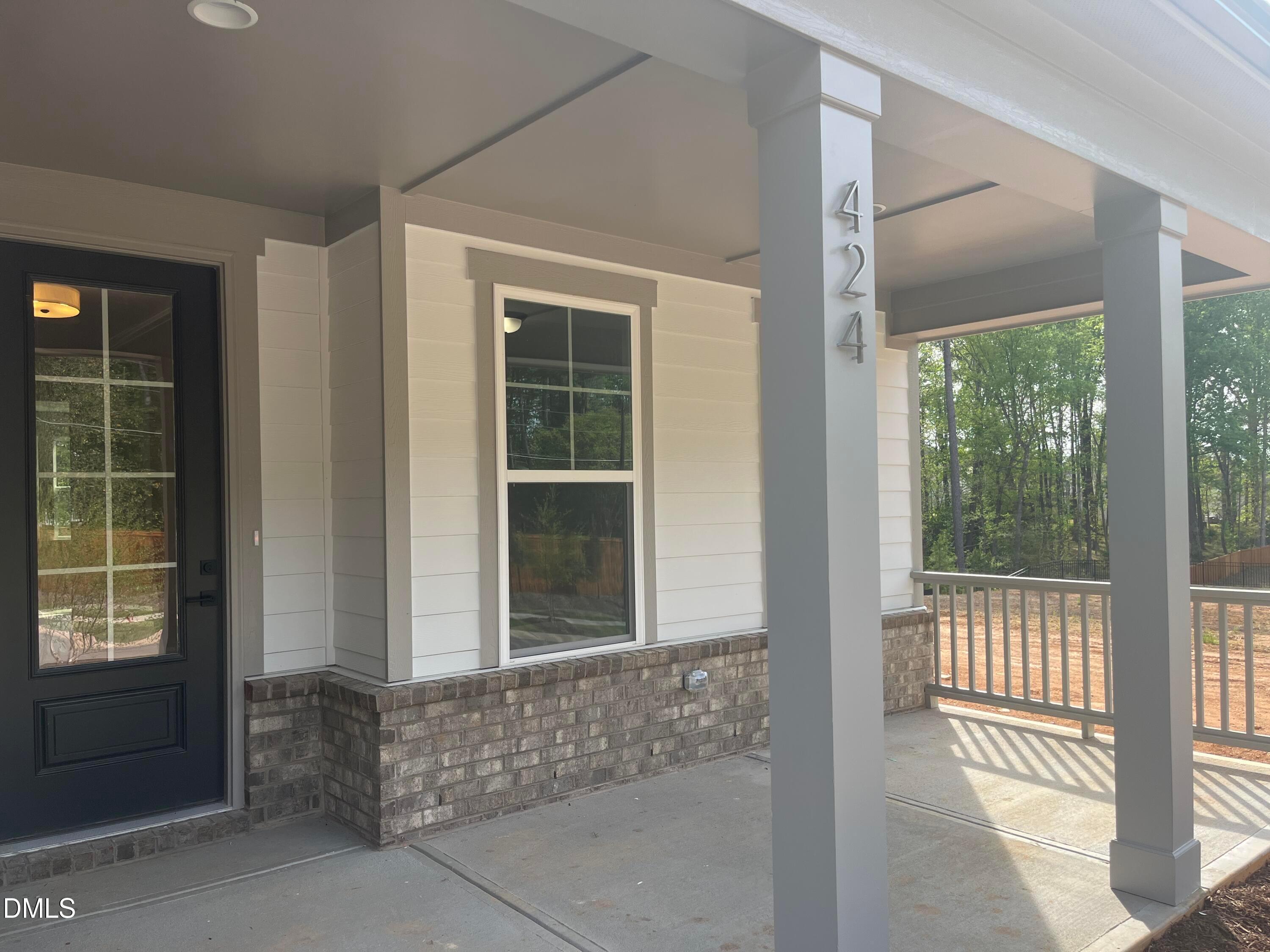 Image 3 of Davidson Homes' New Home at 424 Golden Dragonfly Street