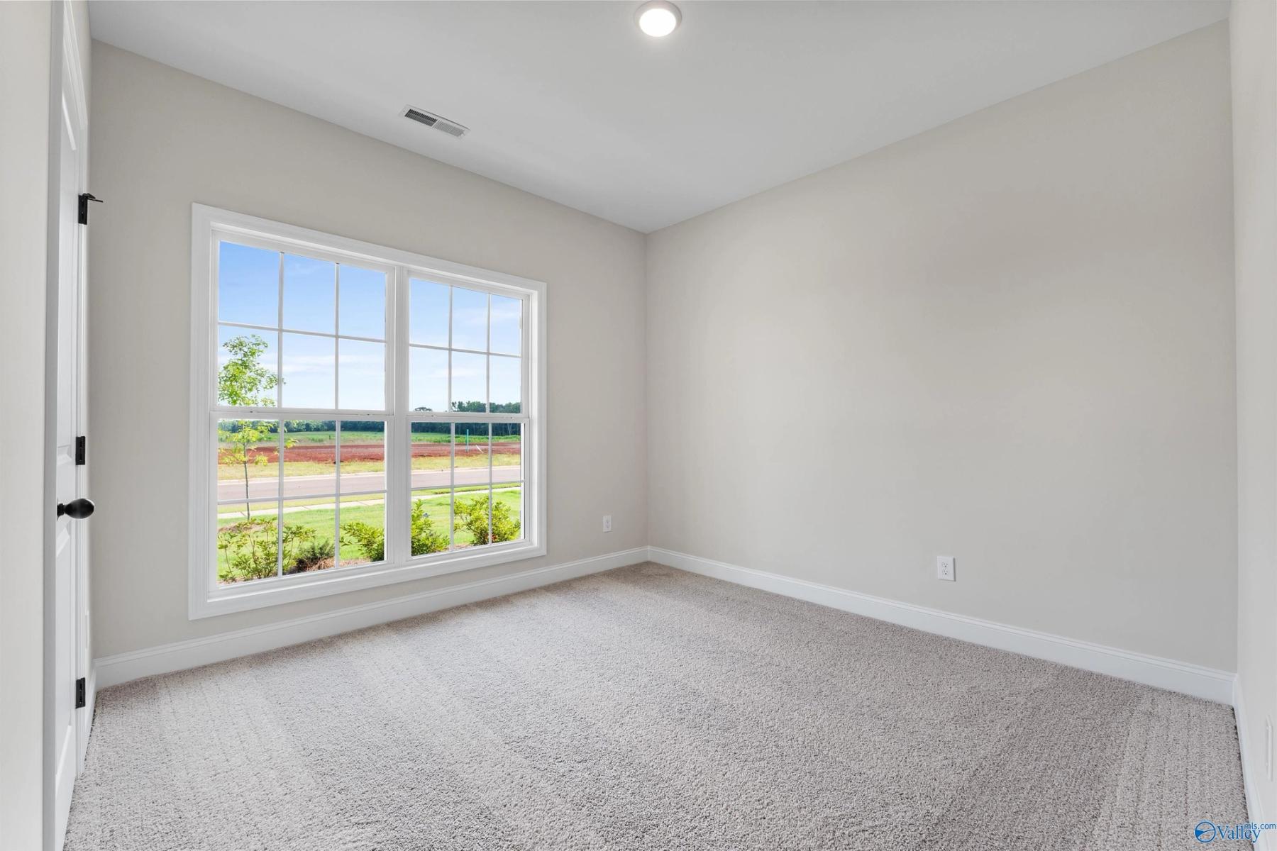 Image 10 of Davidson Homes' New Home at 305 Keller Drive