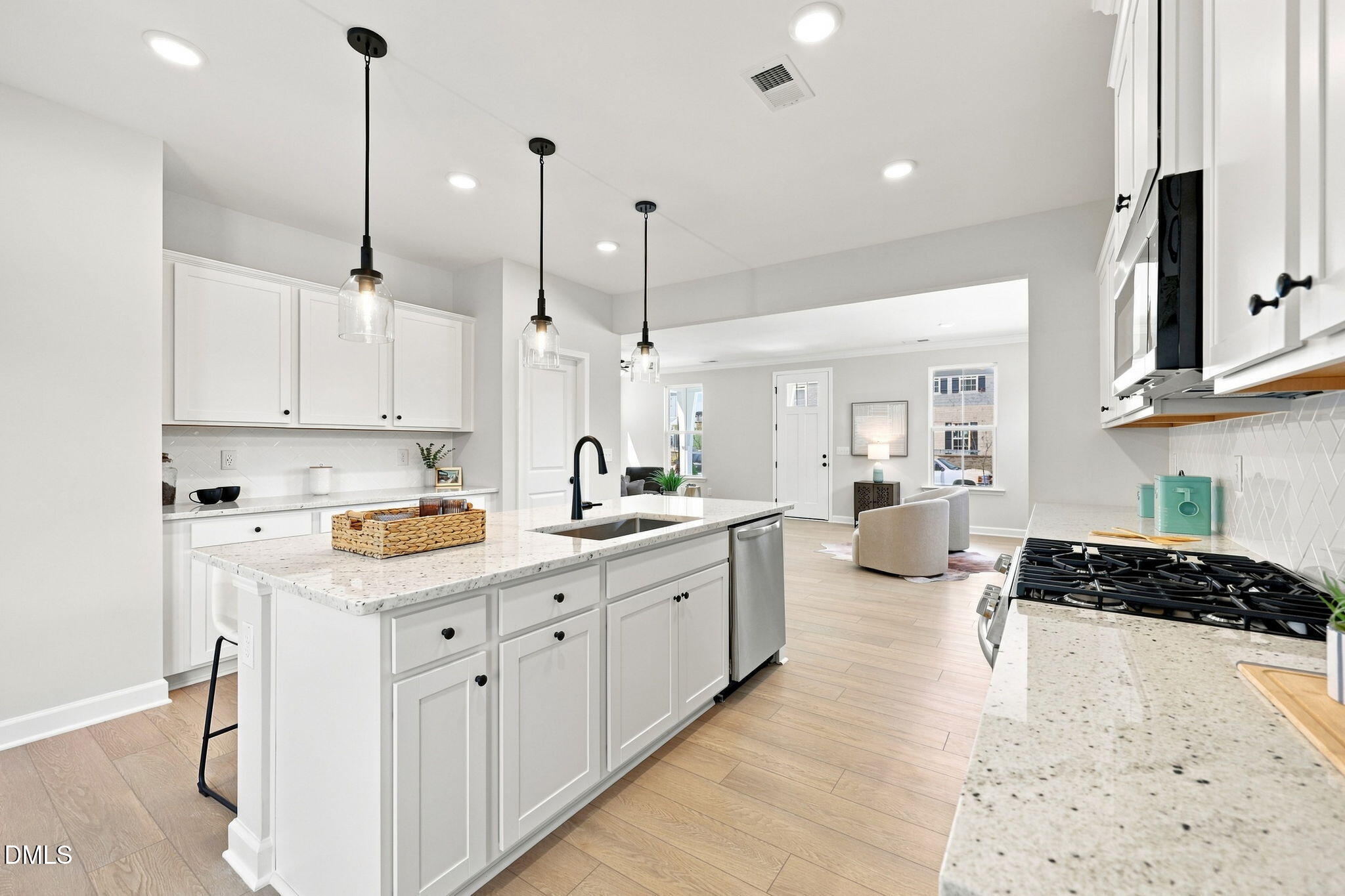 Image 3 of Davidson Homes' New Home at 808 Carpet Grass Avenue