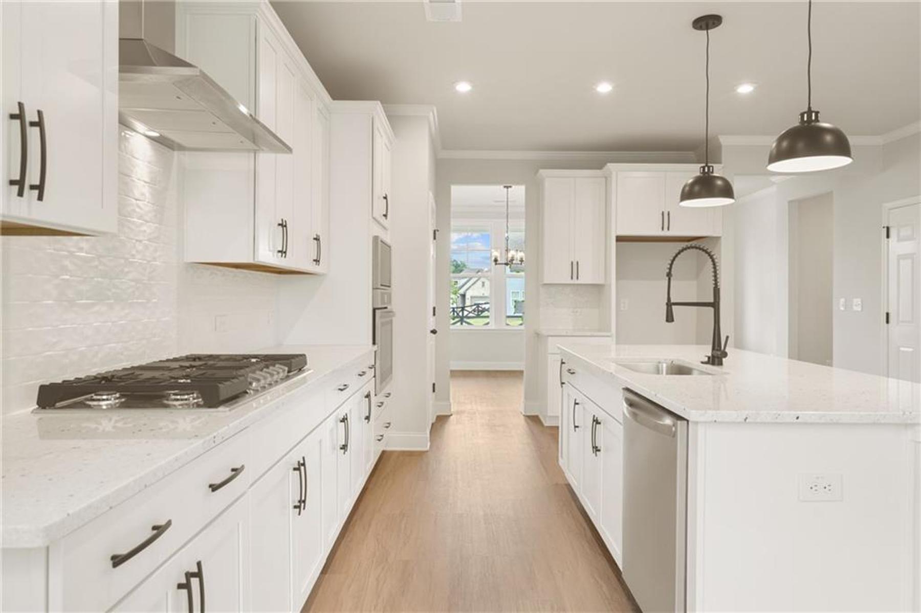 Image 17 of Davidson Homes' New Home at 670 Grand Wehunt Drive