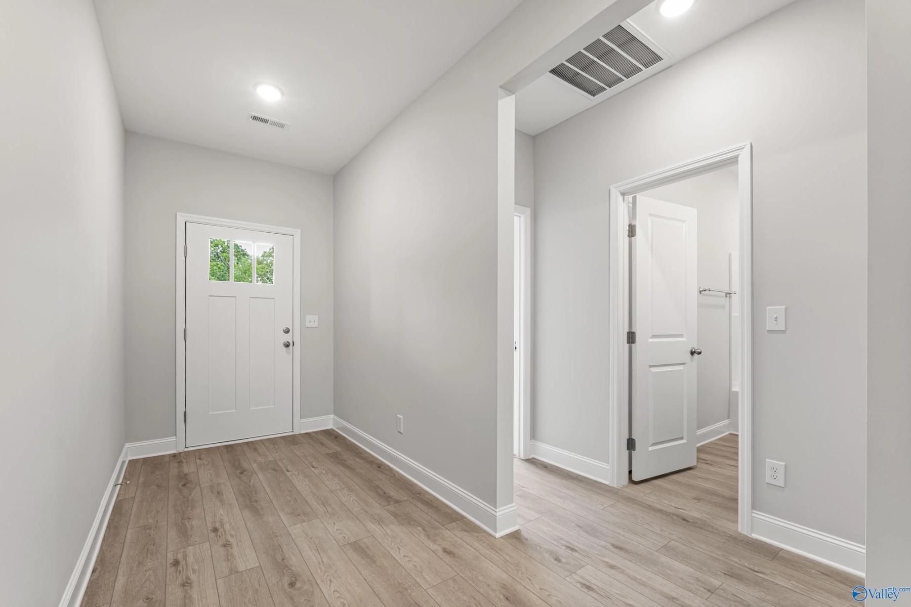 Image 3 of Davidson Homes' New Home at 171 River Pointe Drive