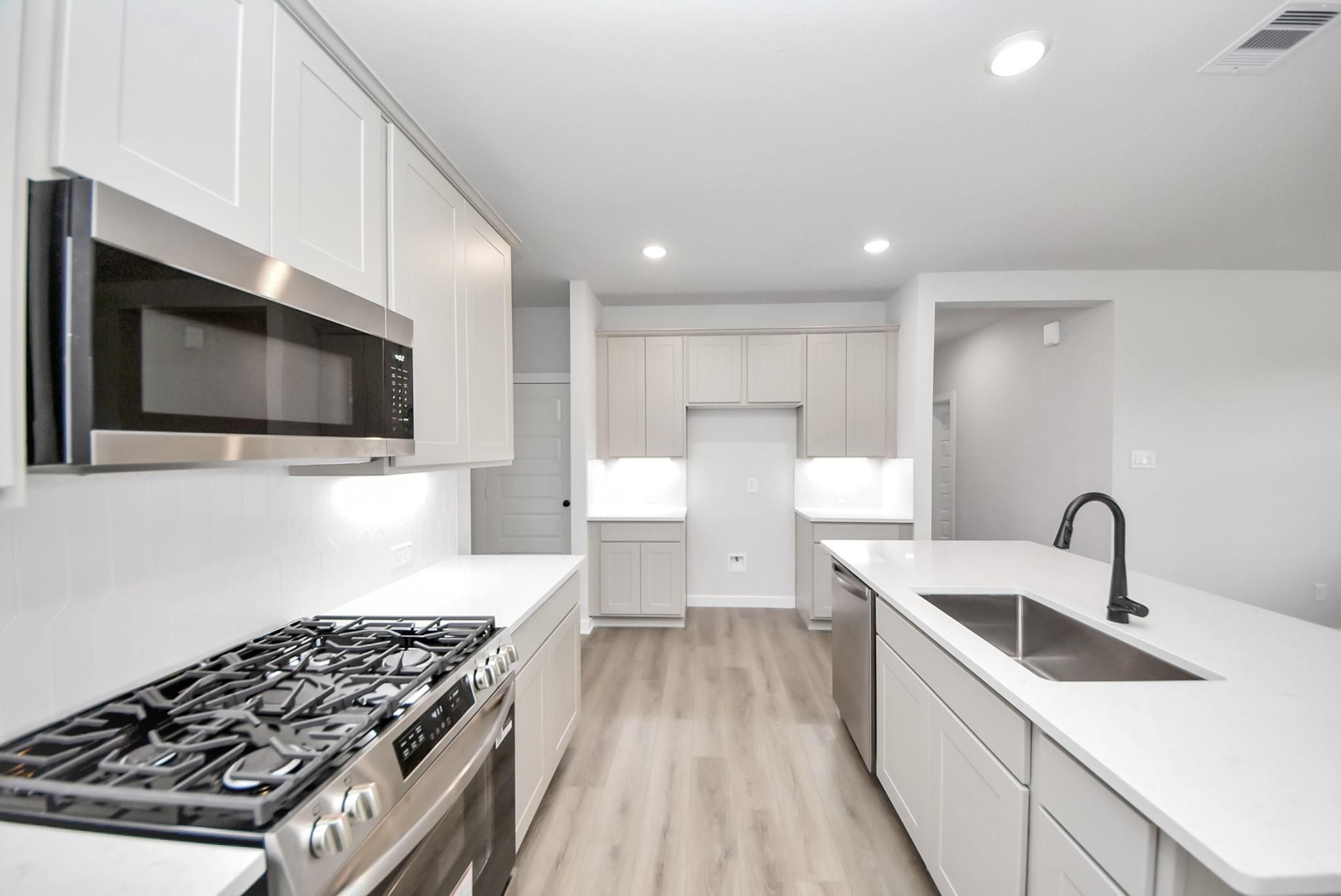 Image 13 of Davidson Homes' New Home at 247 Southern Sound Drive
