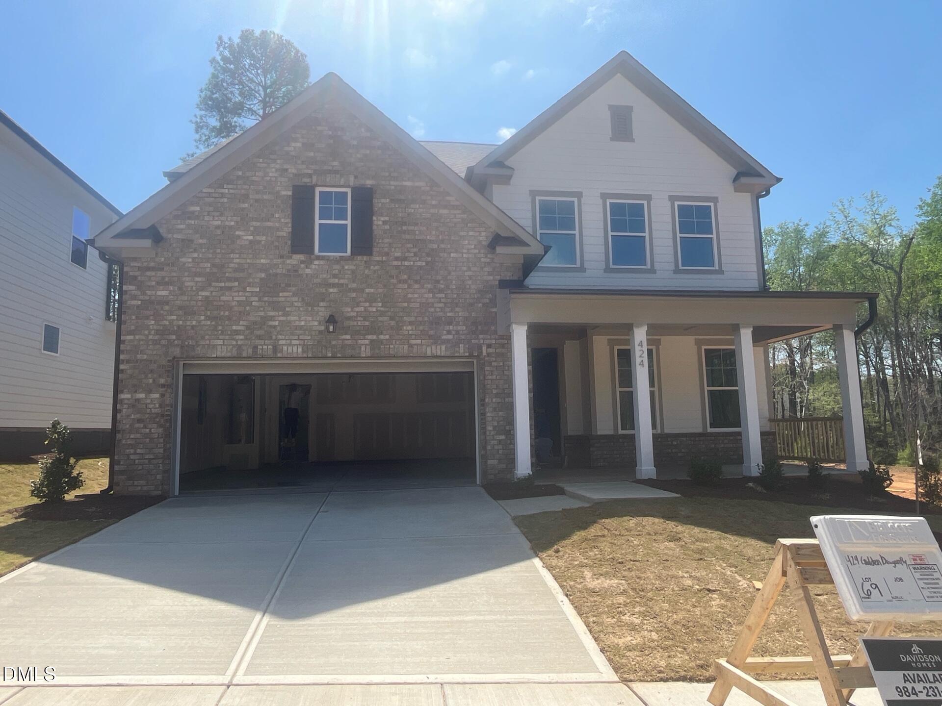 Image 2 of Davidson Homes' New Home at 424 Golden Dragonfly Street
