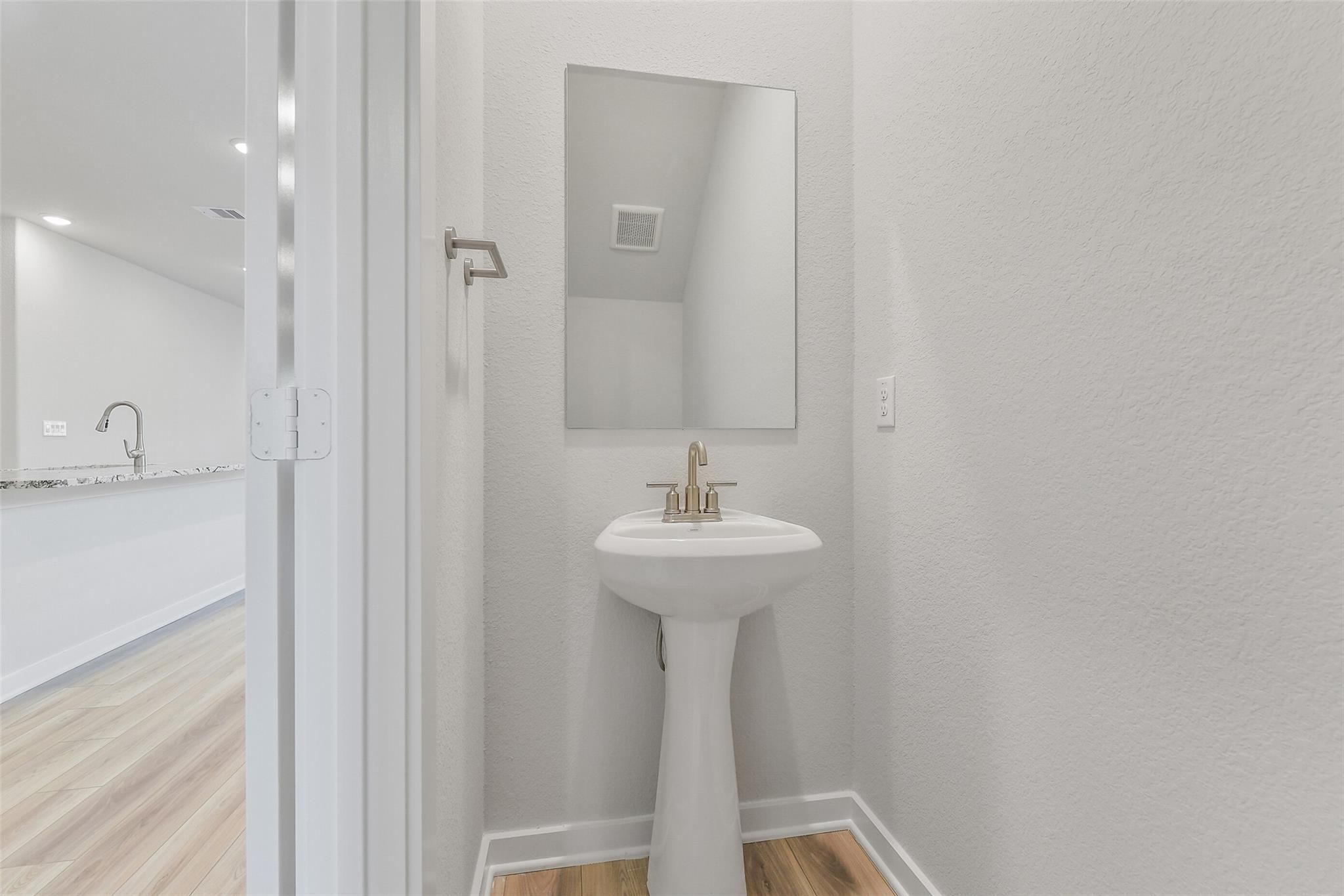 Image 17 of Davidson Homes' New Home at 8546 Blueberry Ash Street