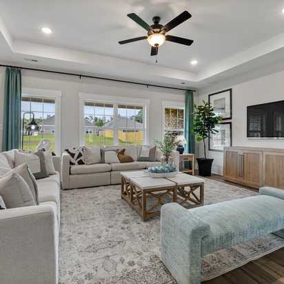 River Road Estates spacious and bright living room