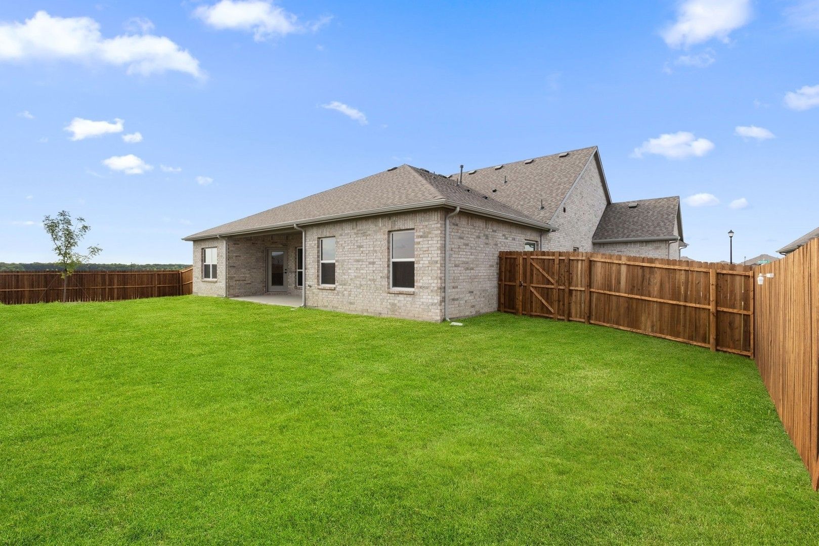 Image 30 of Davidson Homes' New Home at 301 Briarwood Drive