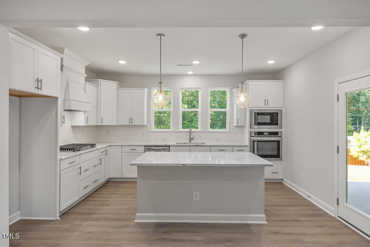 Image 14 of Davidson Homes' New Home at 436 Golden Dragonfly Street