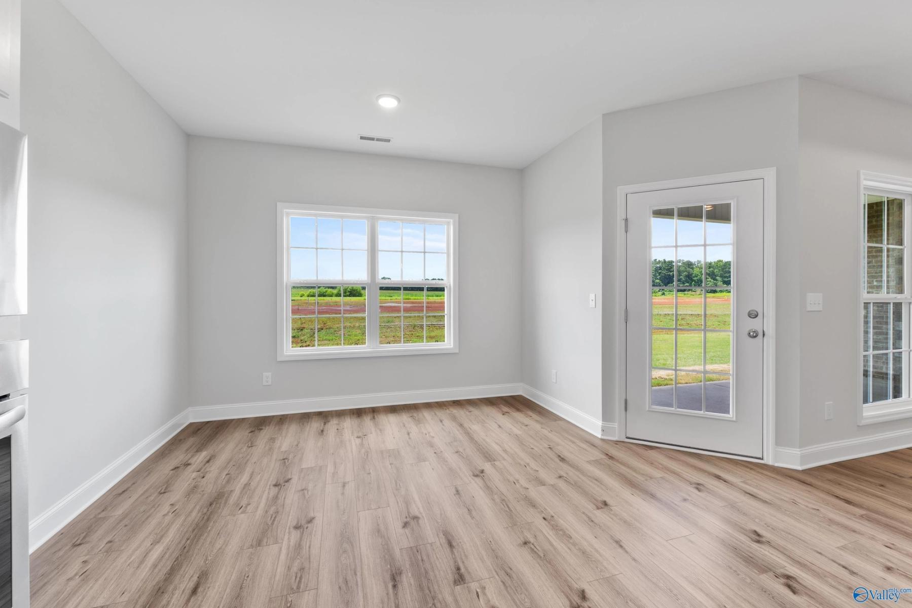 Image 9 of Davidson Homes' New Home at 102 Goodwood Lane