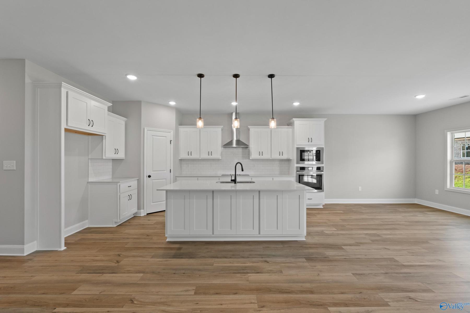 Image 11 of Davidson Homes' New Home at 209 Kendall Farms Boulevard