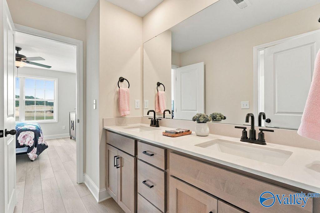 Image 25 of Davidson Homes' New Home at 817 Ronnie Drive SE