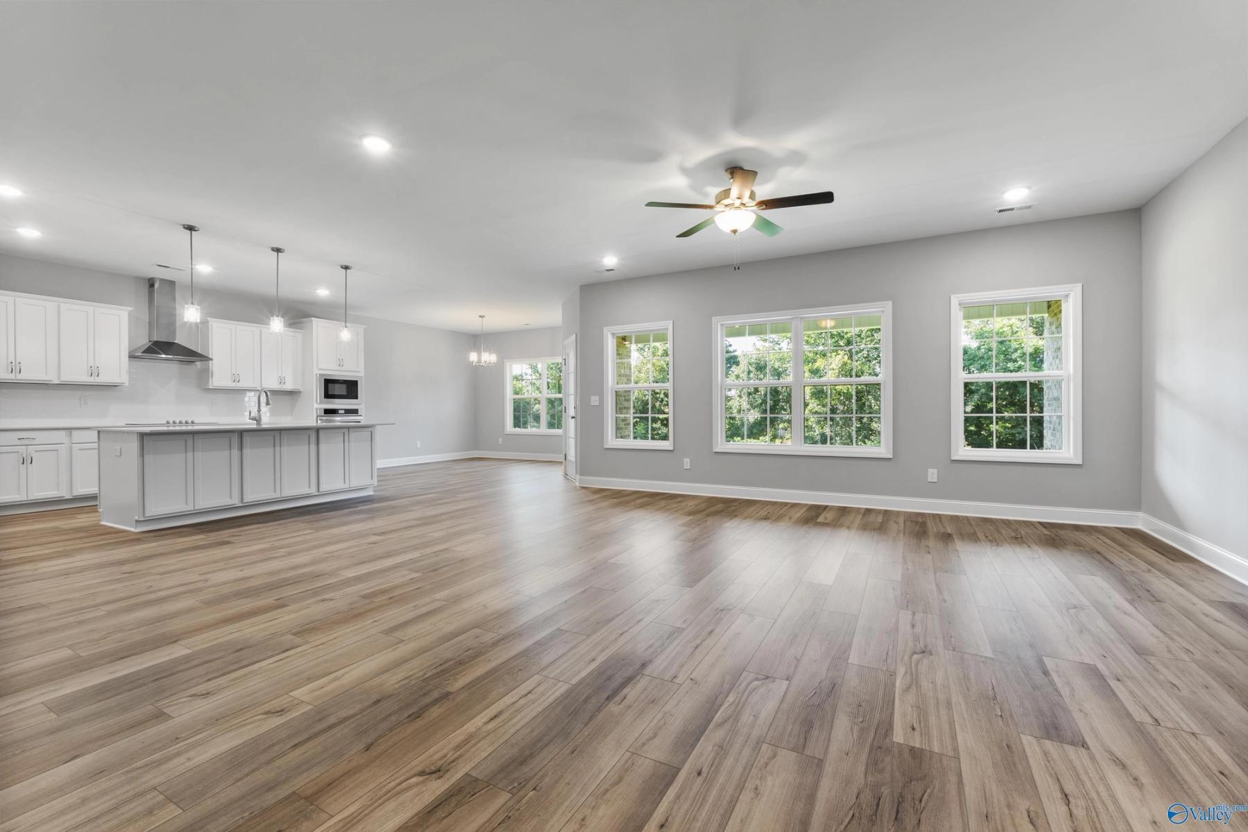 Image 4 of Davidson Homes' New Home at 29186 Canoe Circle