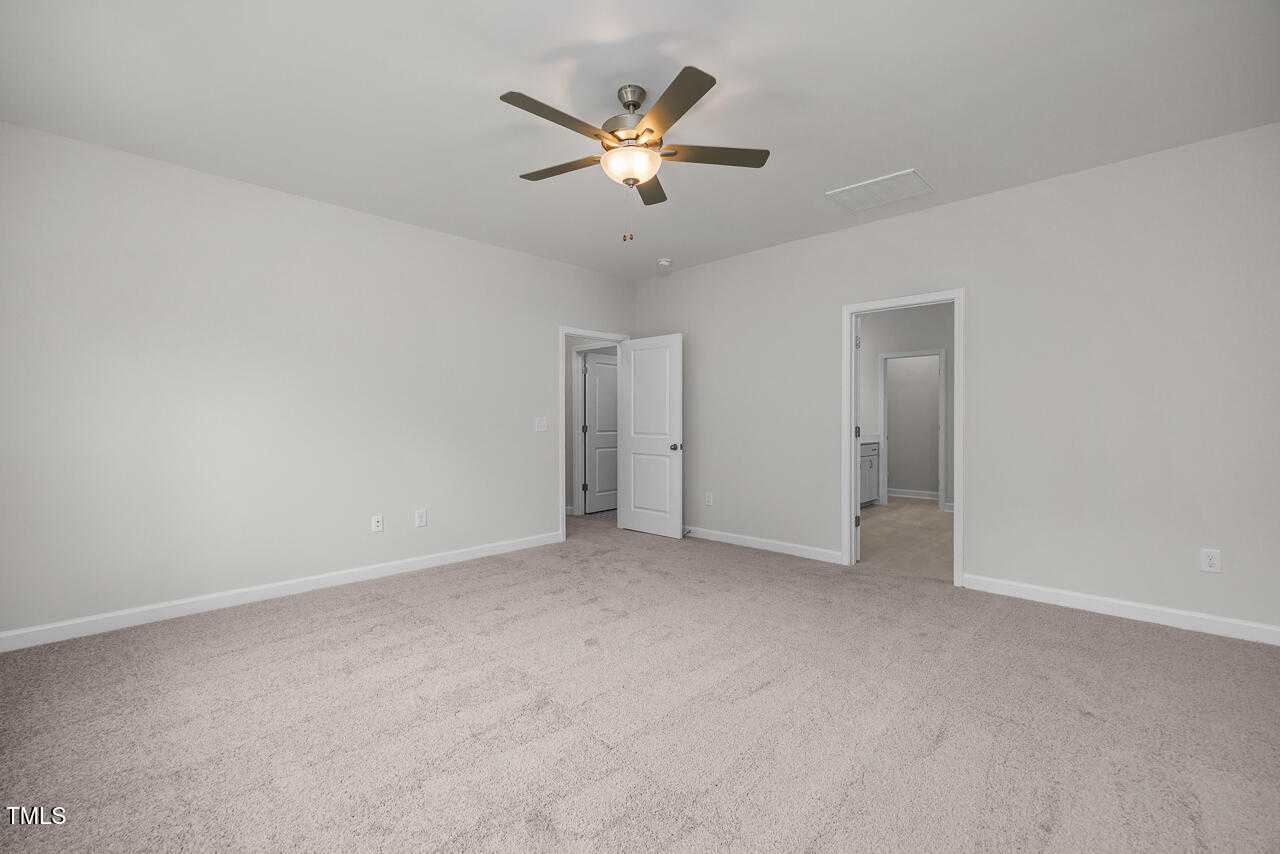 Image 12 of Davidson Homes' New Home at 448 Golden Dragonfly Street