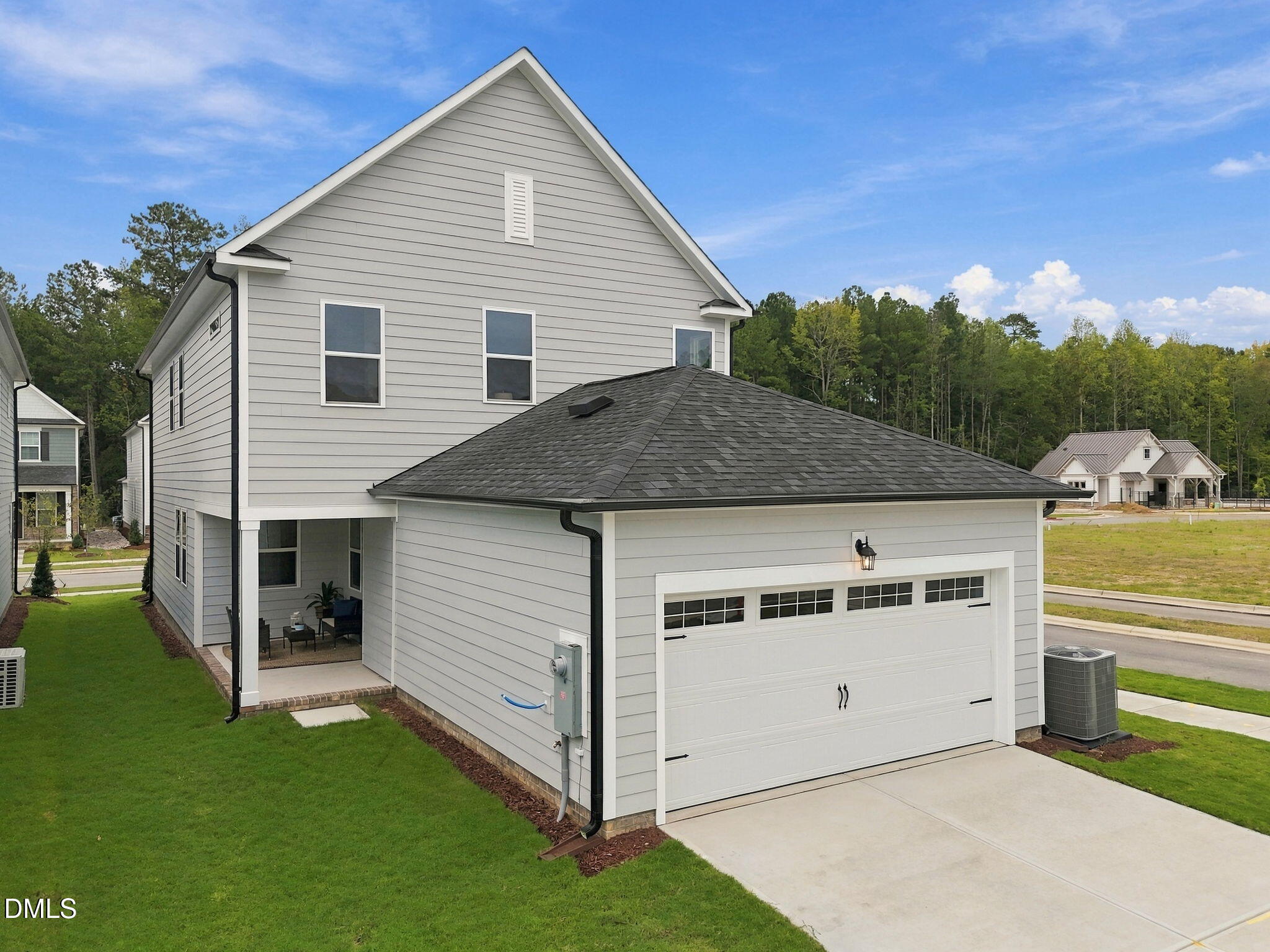 Image 5 of Davidson Homes' New Home at 801 Carpet Grass Avenue
