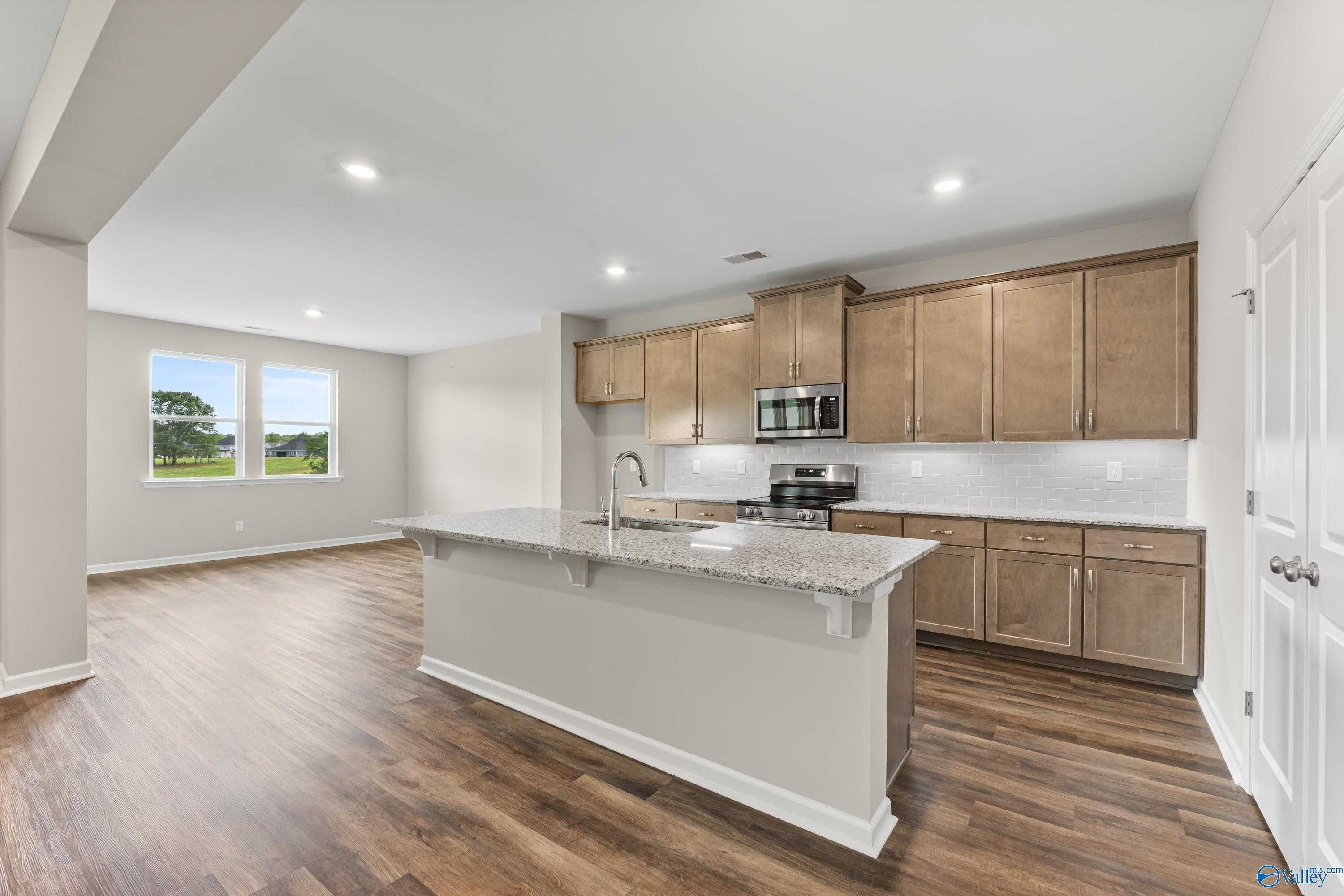 Image 2 of Davidson Homes' New Home at 210 Applewood Ct